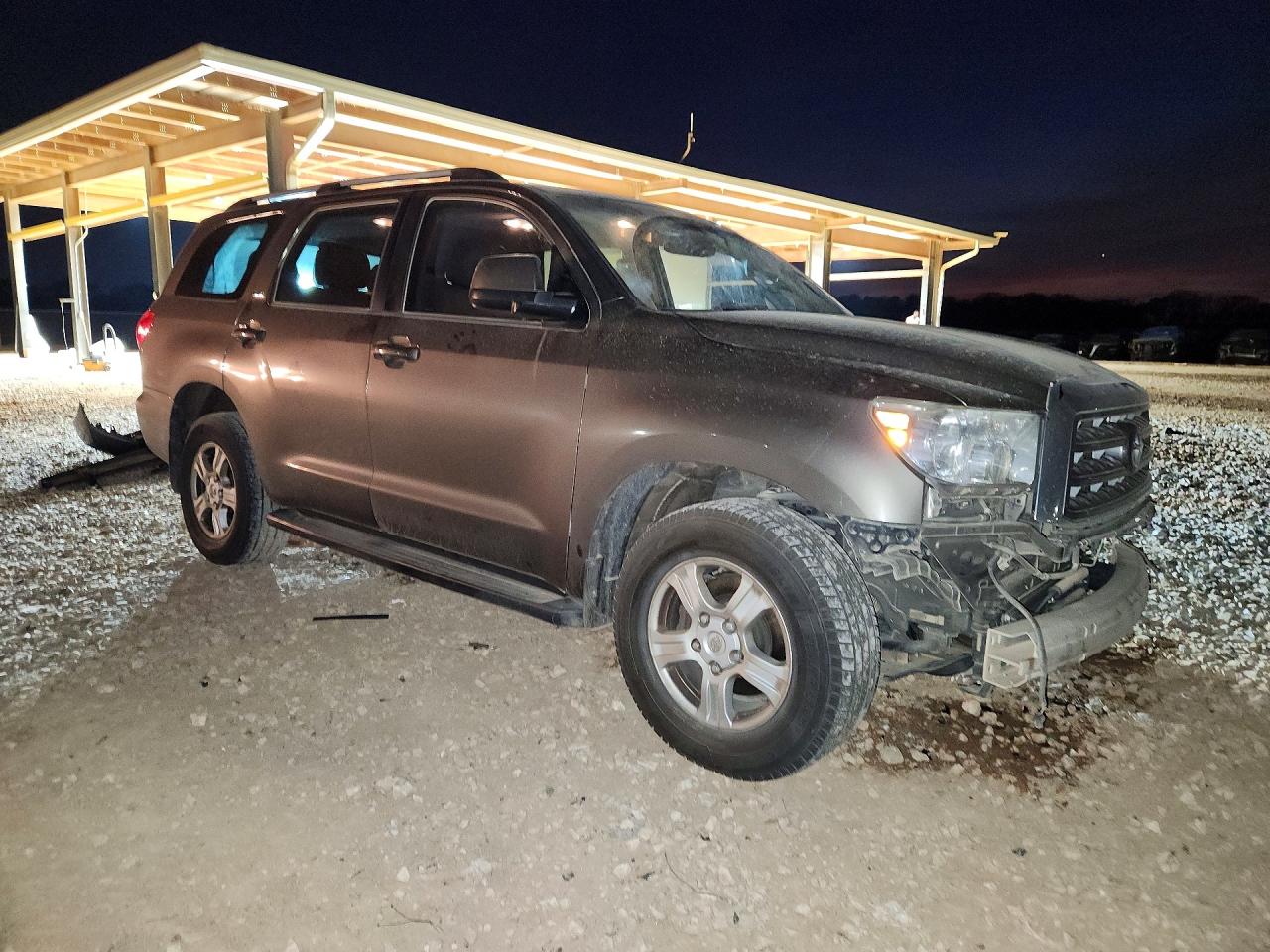 2016 TOYOTA SEQUOIA SR5 photo 7