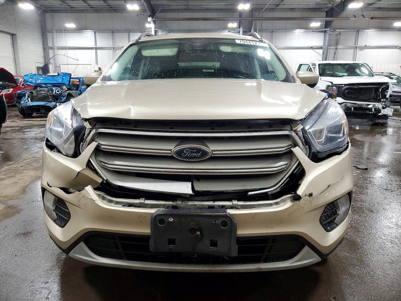2018 FORD ESCAPE SEL photo 9