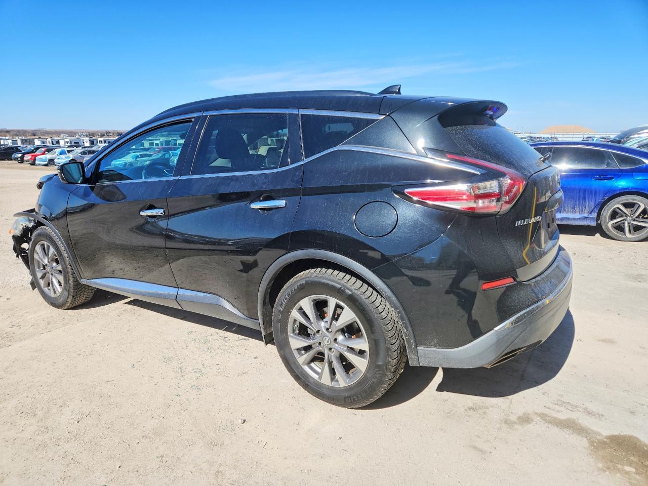 2017 NISSAN MURANO SV photo 3