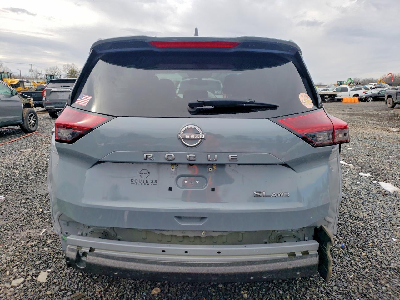 2024 NISSAN ROGUE SL photo 6