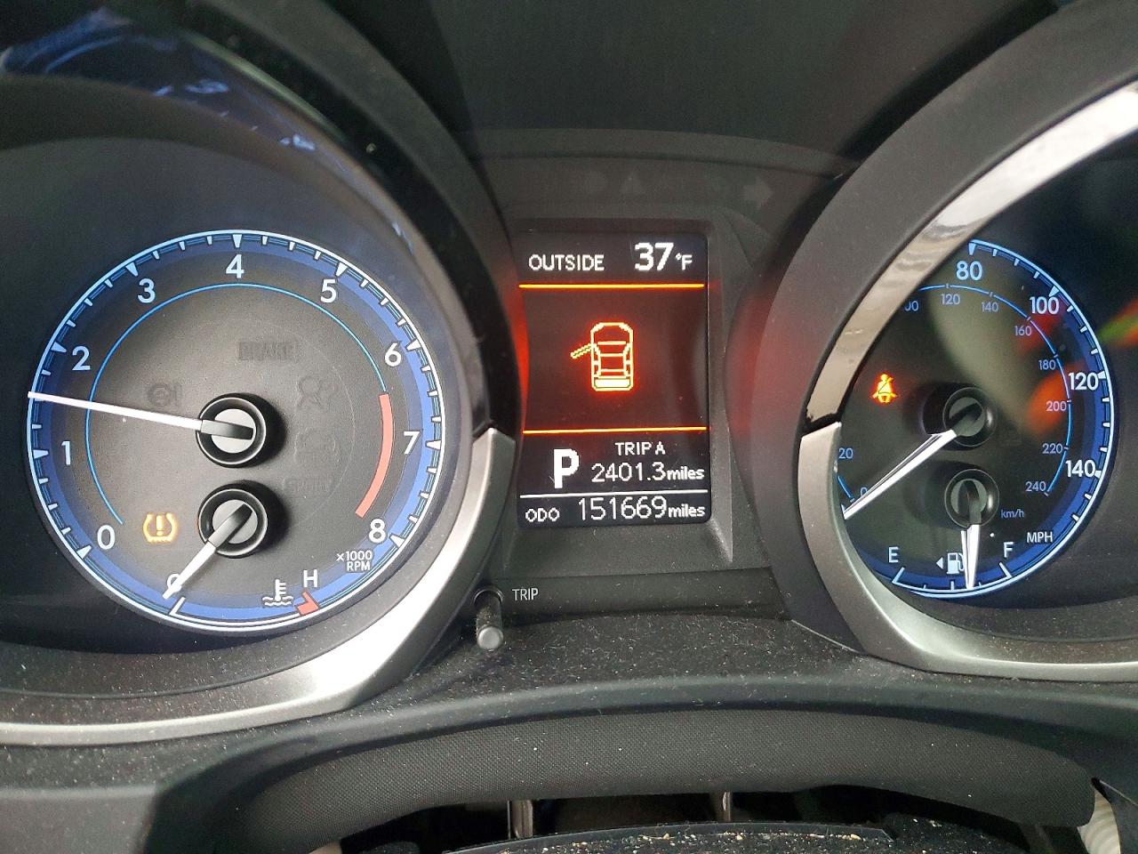 2014 TOYOTA COROLLA S PLUS photo 9