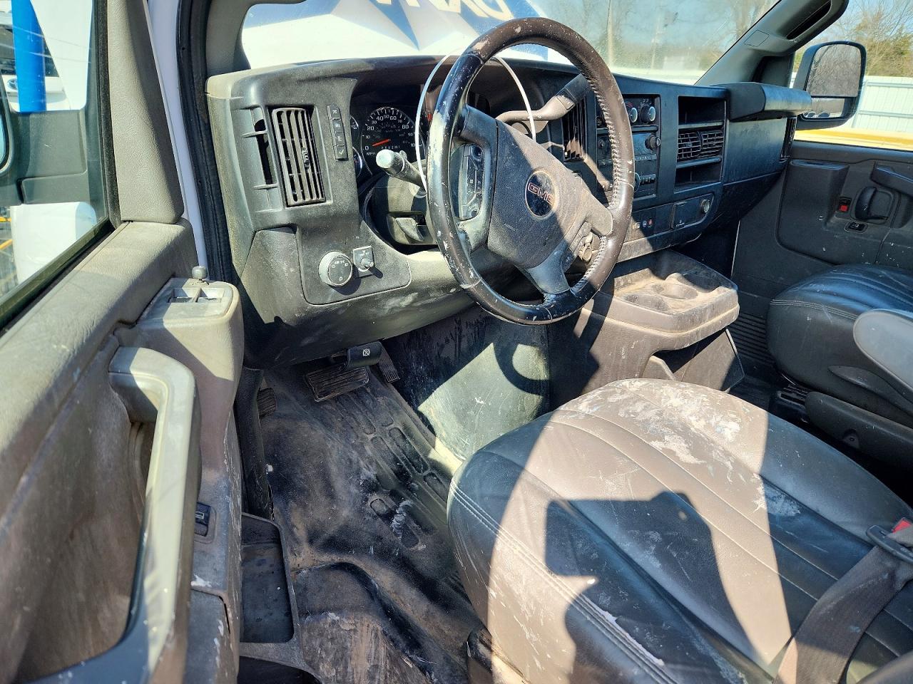 2023 GMC SAVANA 2500 CARGO UTILITY / SERVICE VAN photo 8