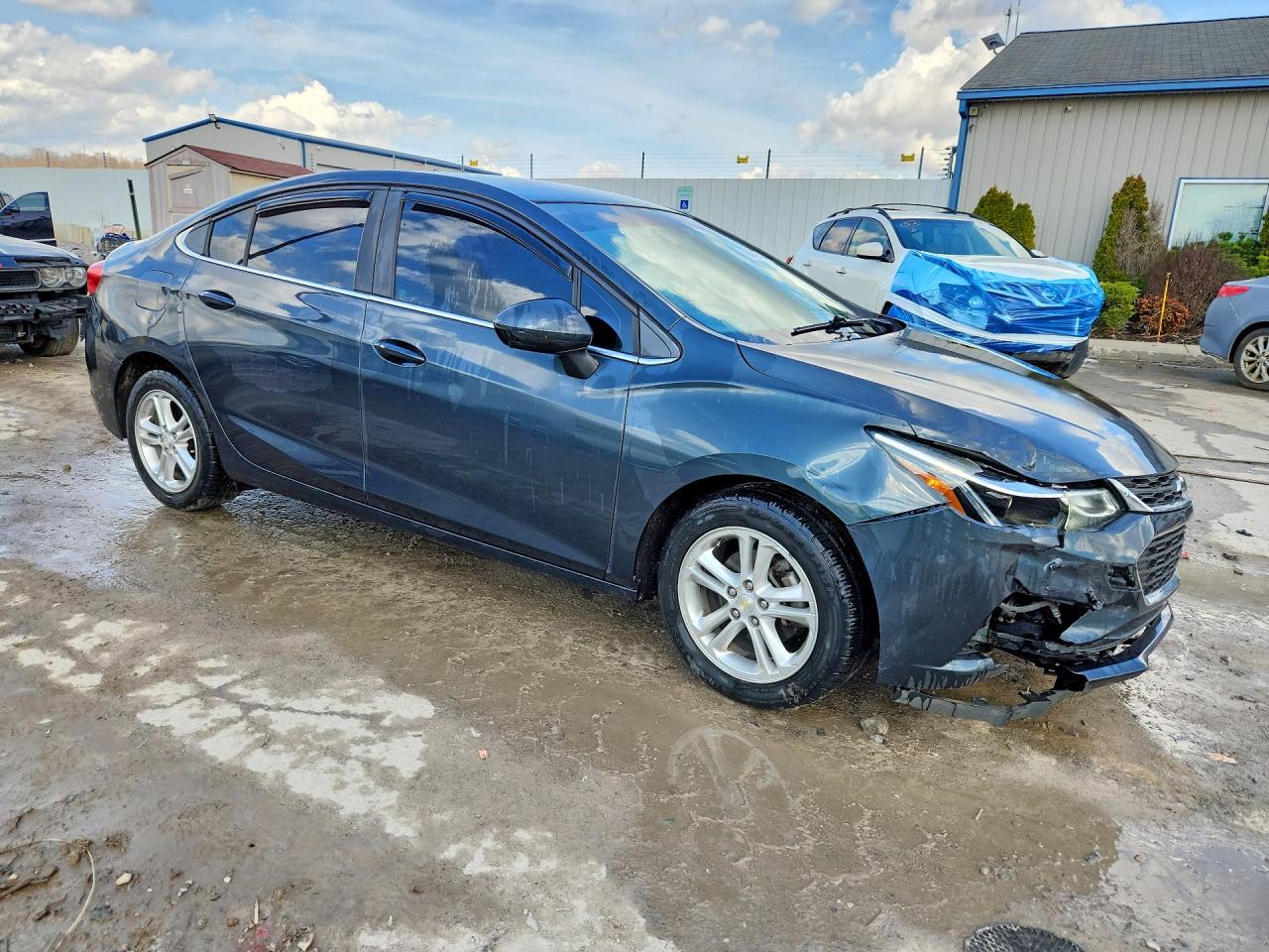 2017 CHEVROLET CRUZE LT photo 4