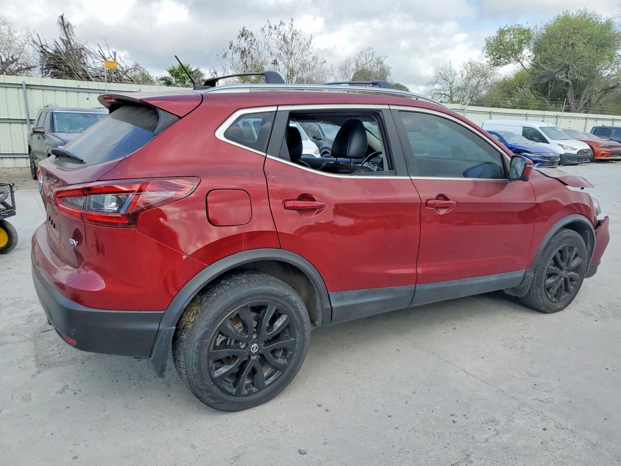 2020 NISSAN ROGUE SPORT SV photo 5
