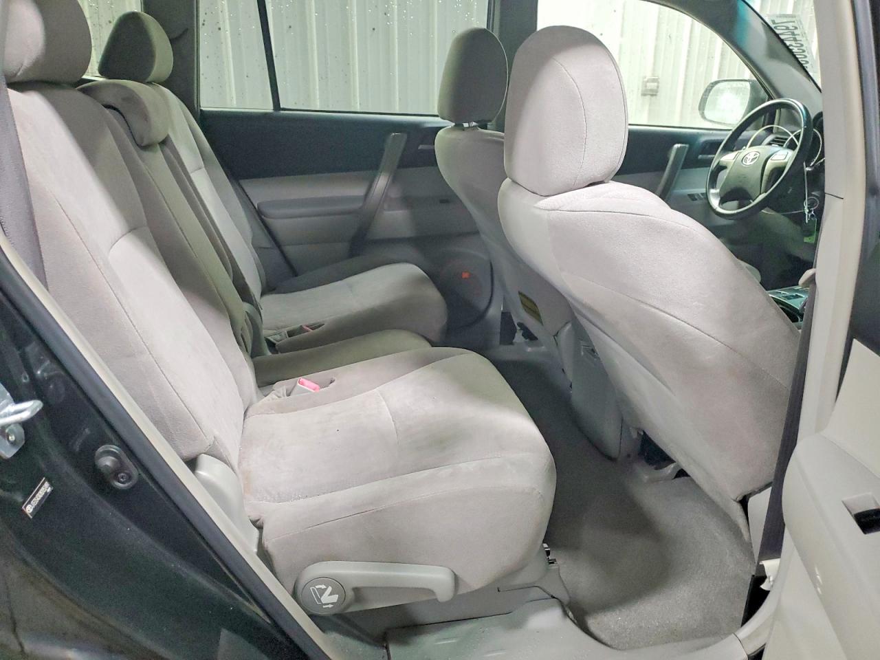 2008 TOYOTA HIGHLANDER SPORT photo 19
