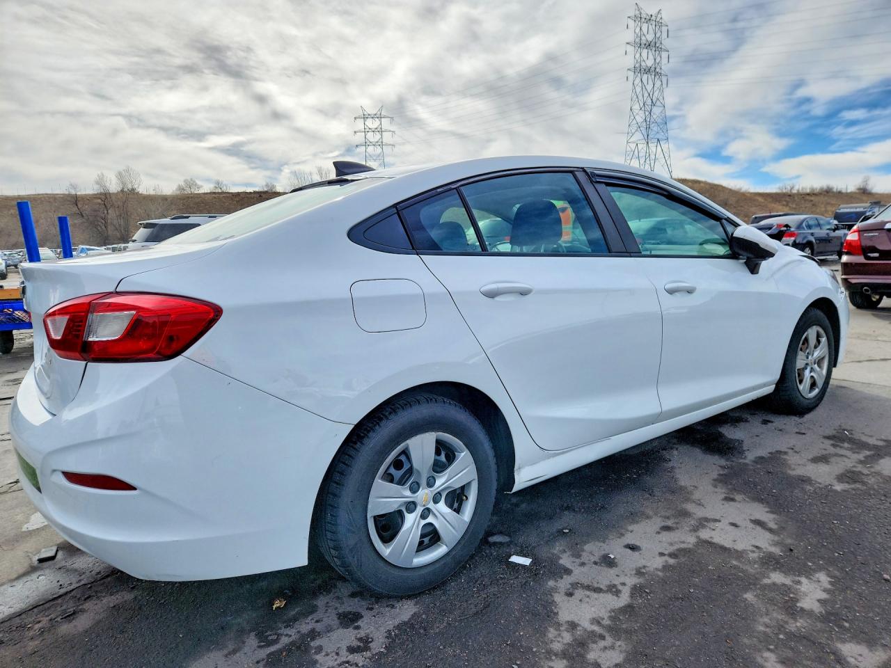 2017 CHEVROLET CRUZE LS photo 5