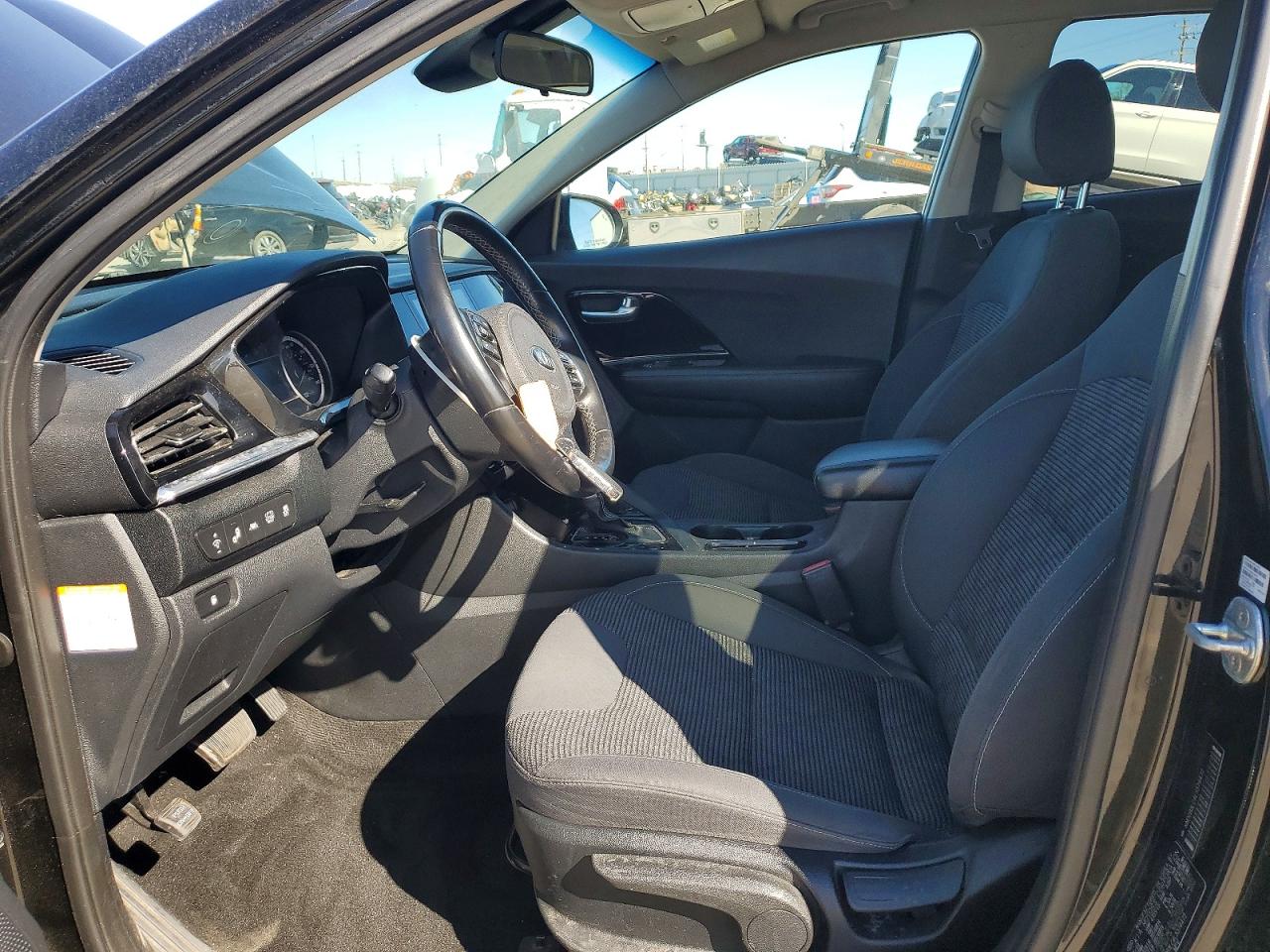 2020 KIA NIRO LXS photo 7