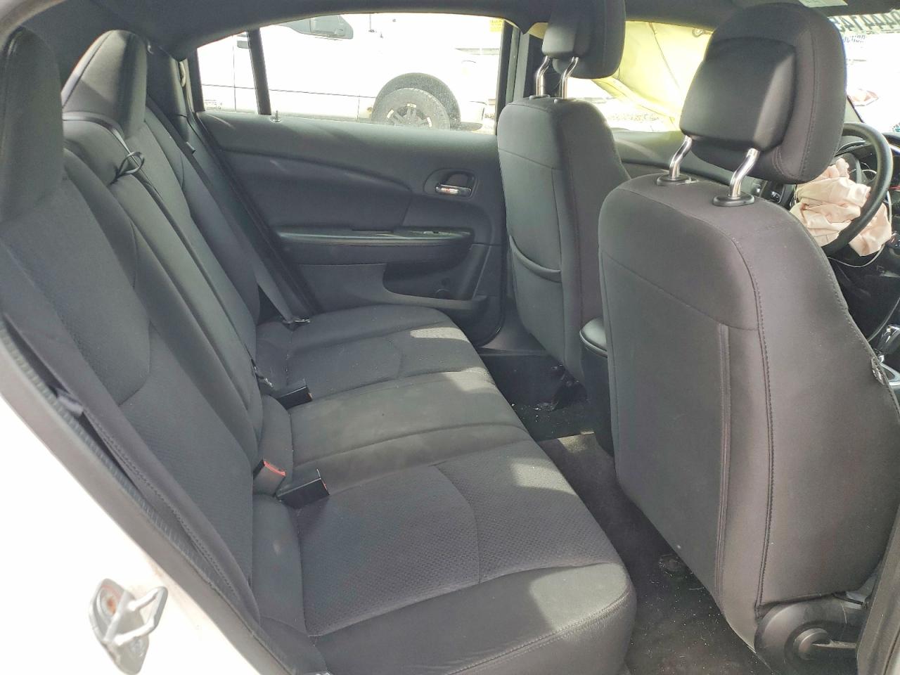 2013 CHRYSLER 200 LX photo 10