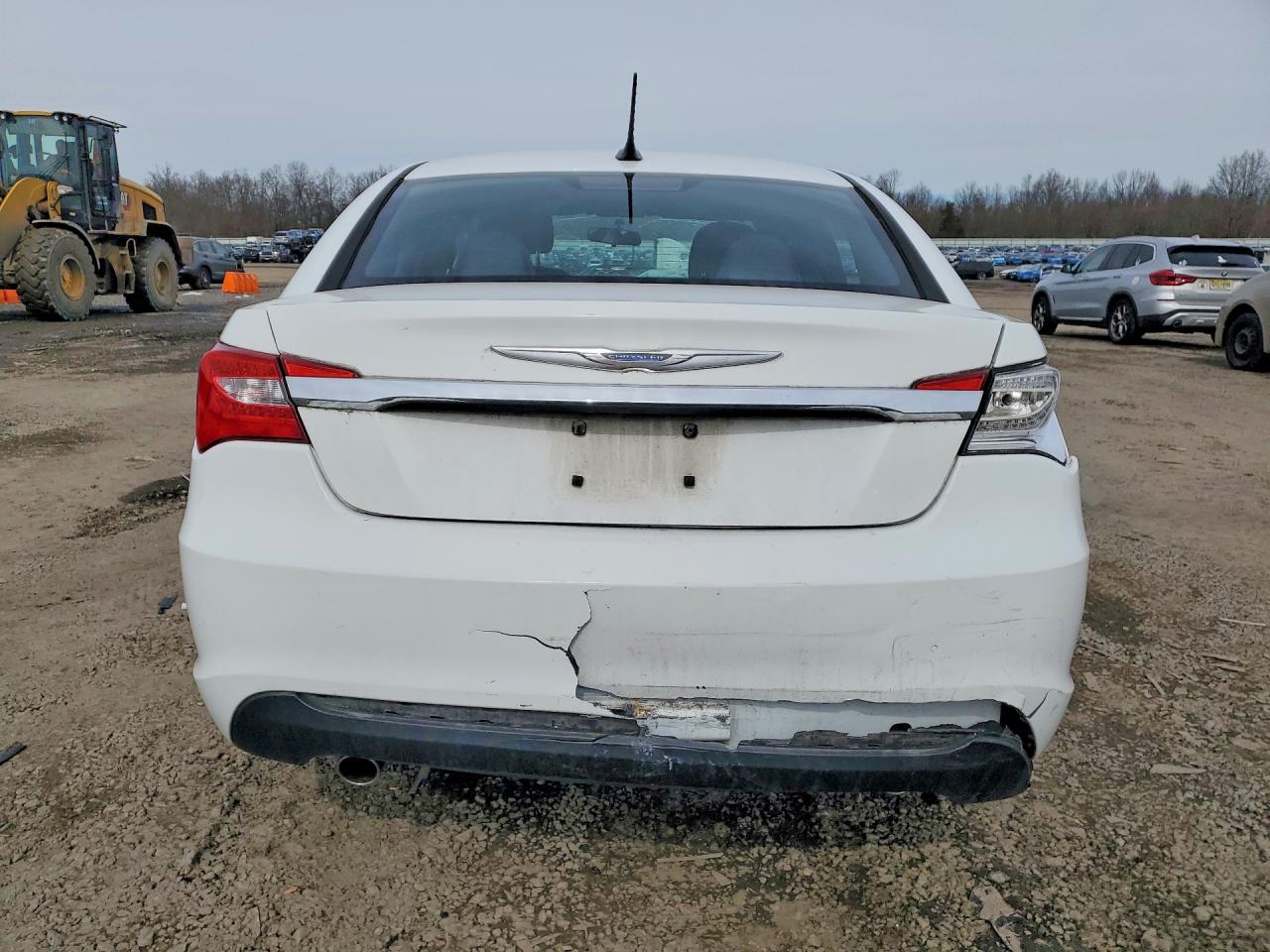 2013 CHRYSLER 200 LX photo 6