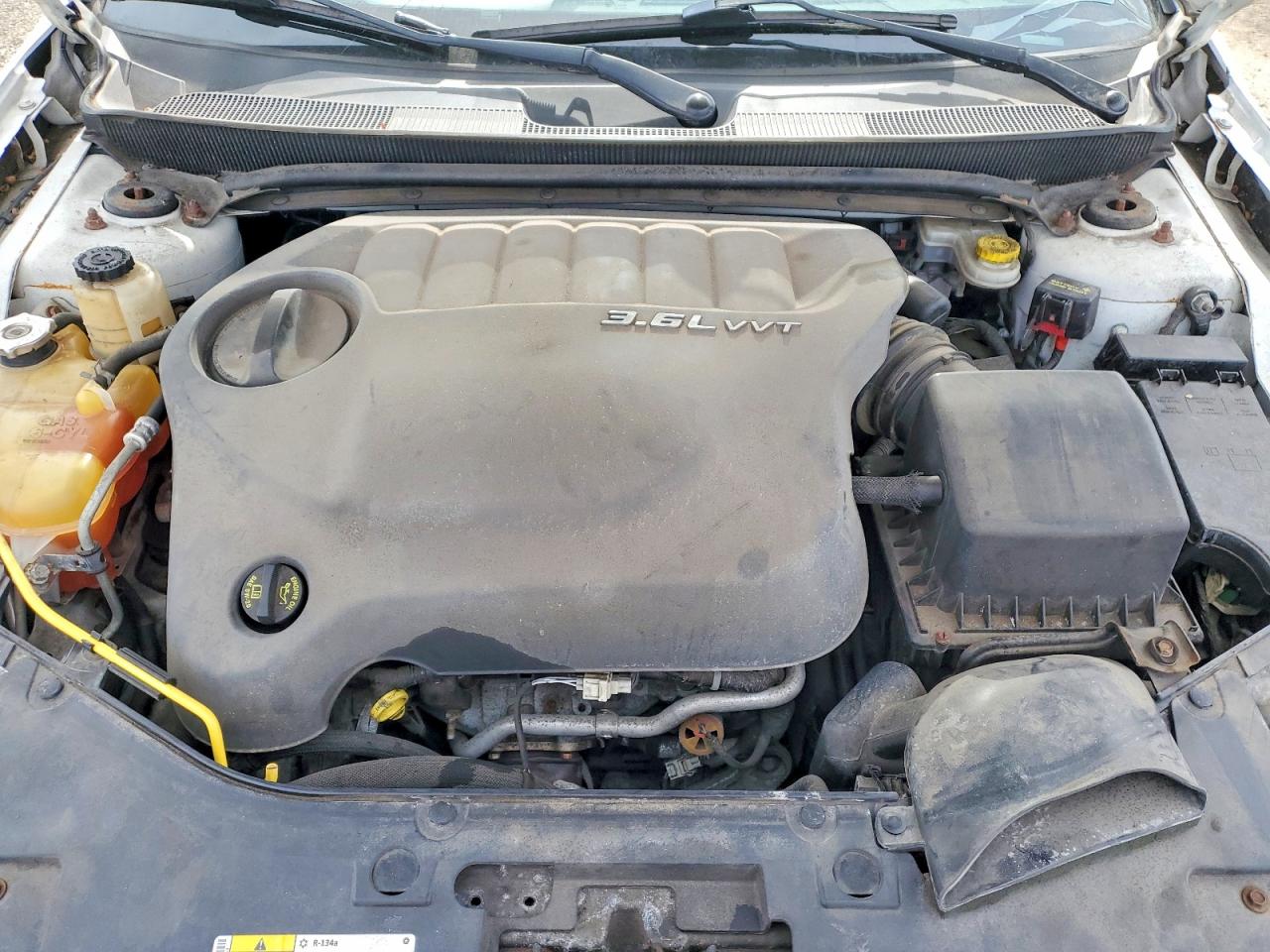 2013 CHRYSLER 200 LX photo 11