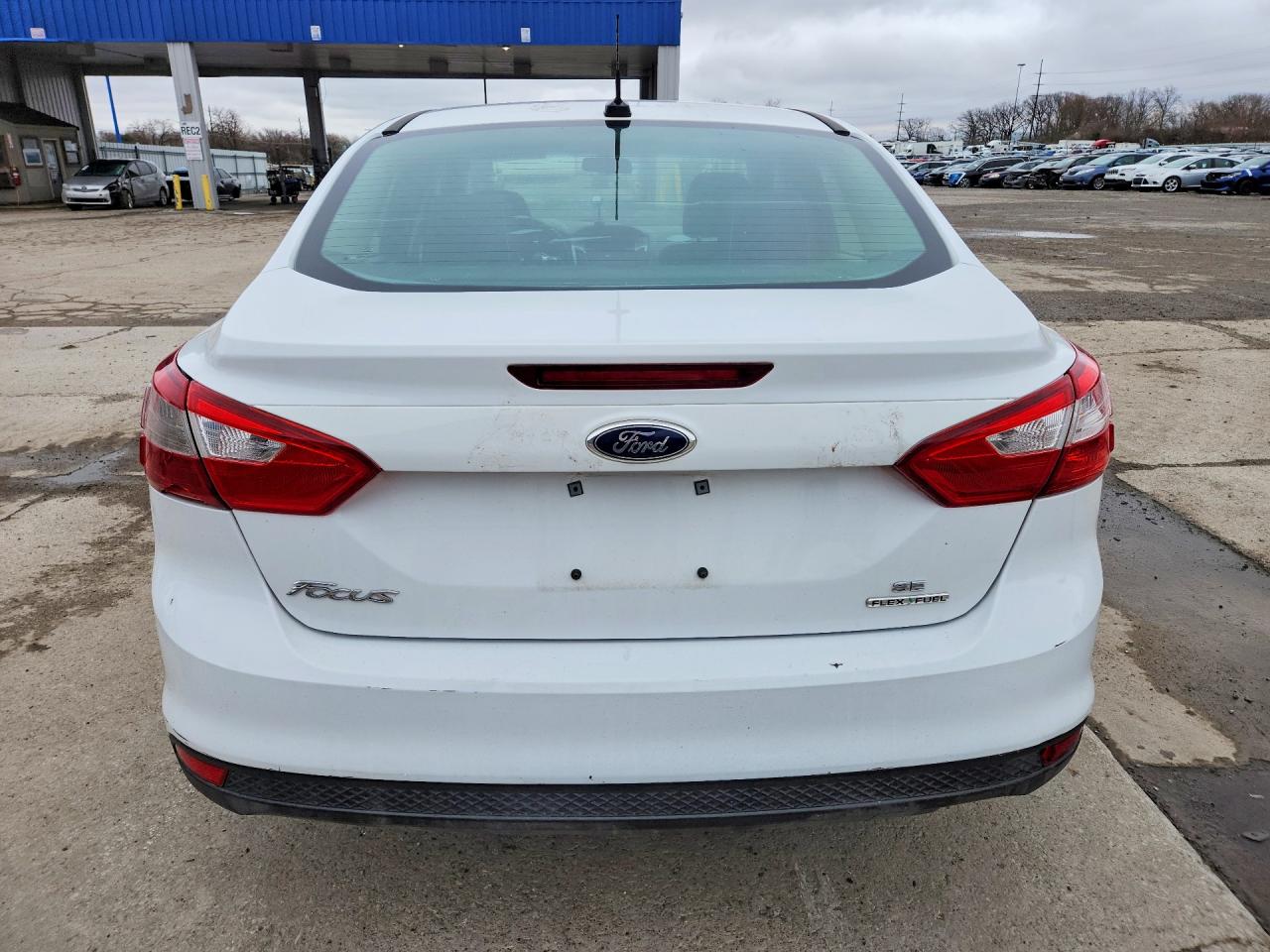 2014 FORD FOCUS SE photo 6