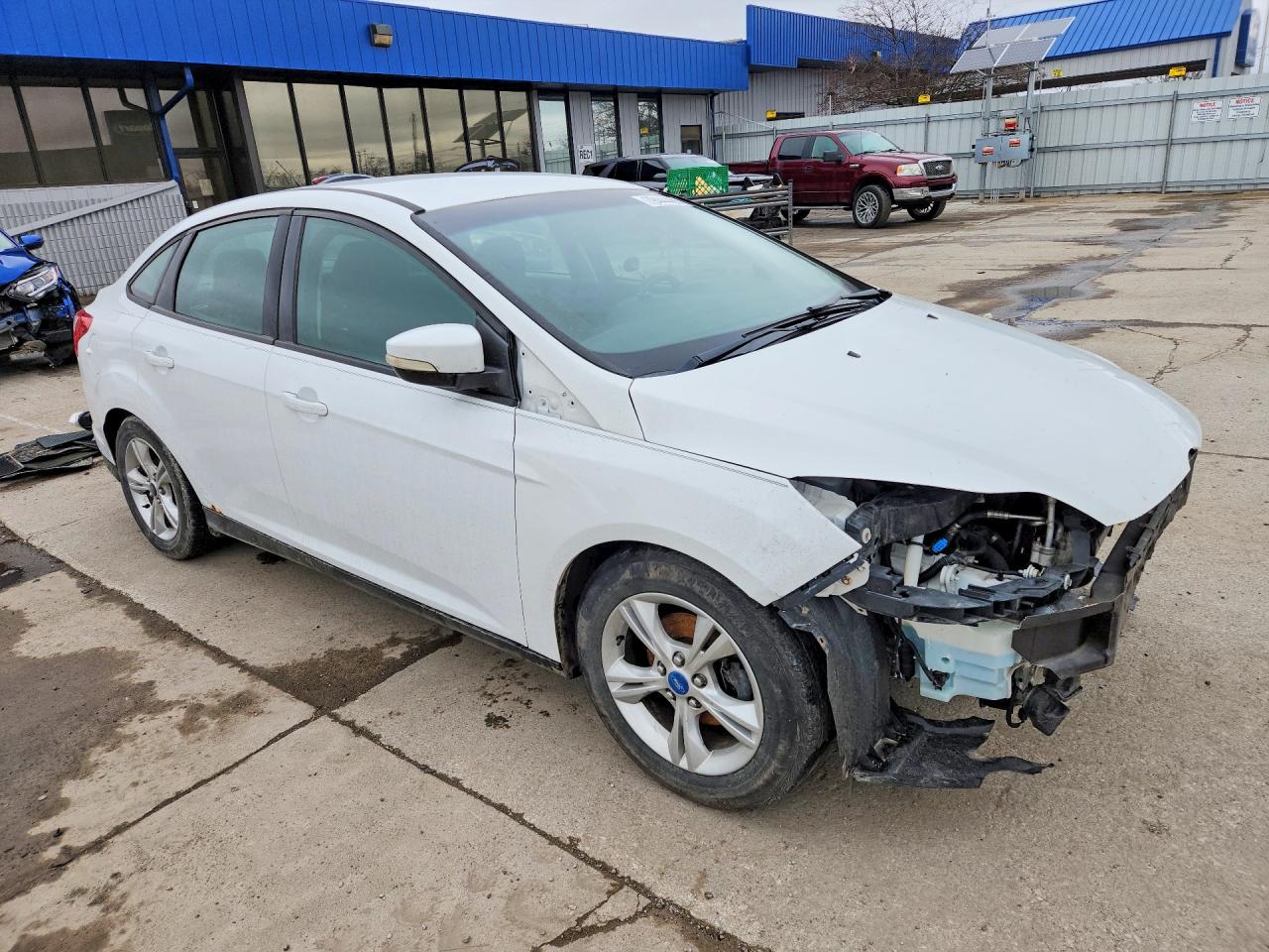 2014 FORD FOCUS SE photo 4