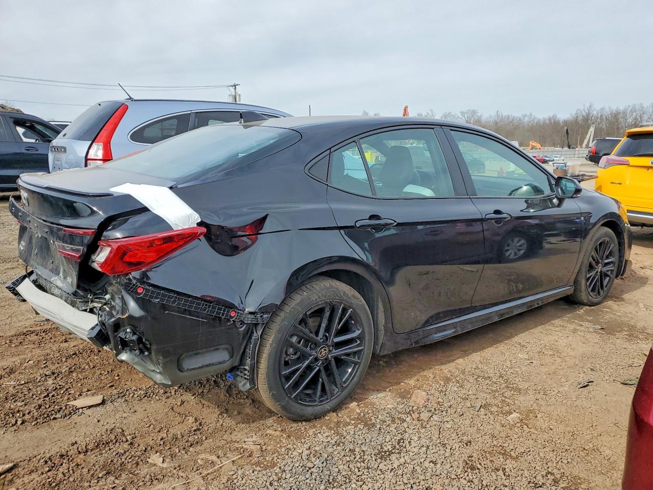 2025 TOYOTA CAMRY SE photo 5