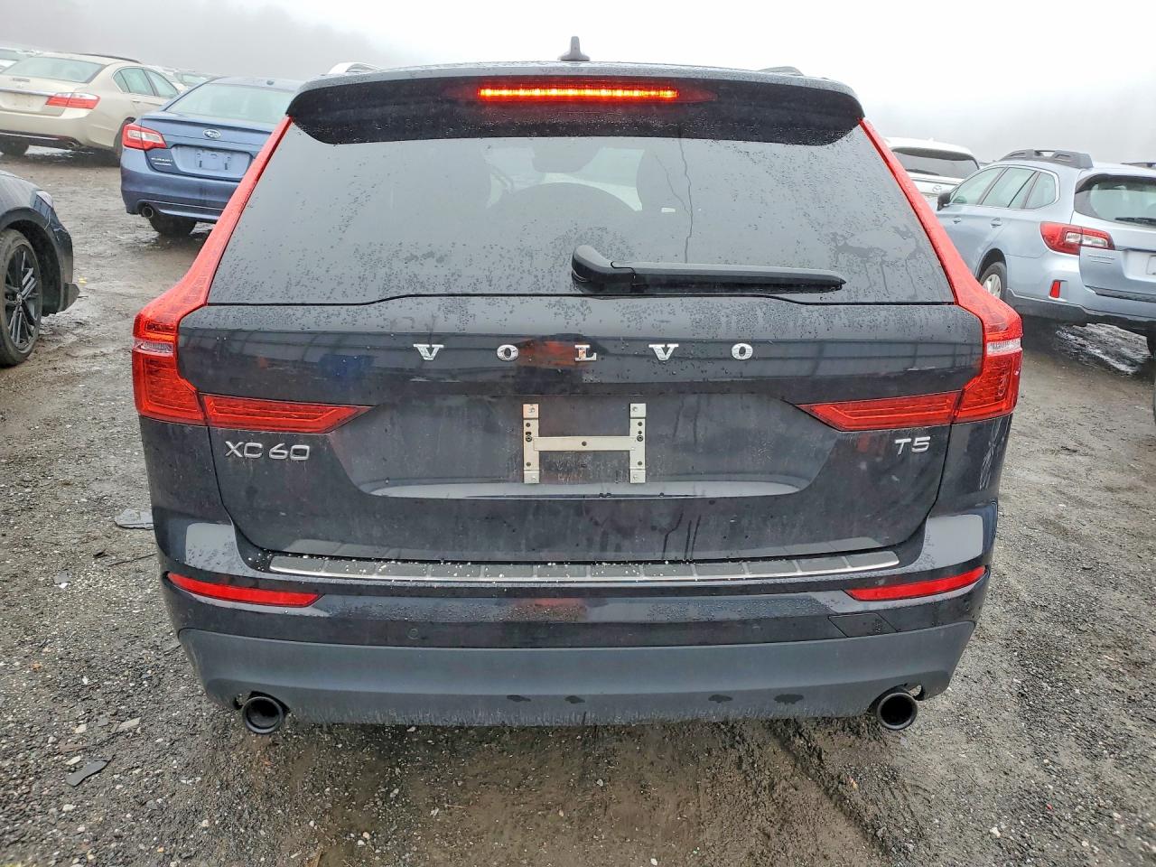 2021 VOLVO XC60 T5 MOMENTUM photo 16