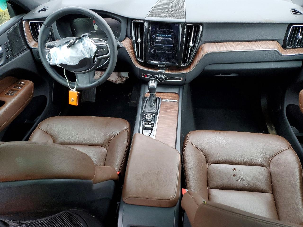 2021 VOLVO XC60 T5 MOMENTUM photo 22