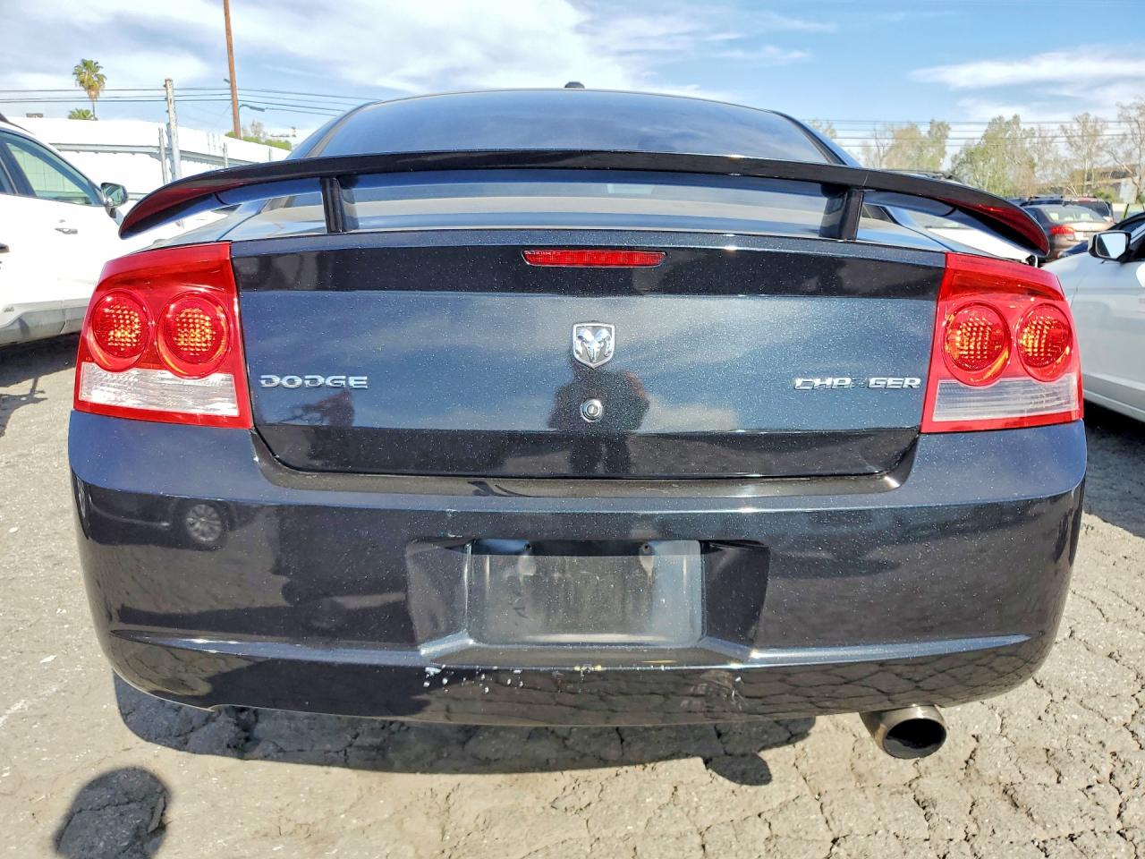 2010 DODGE CHARGER photo 16