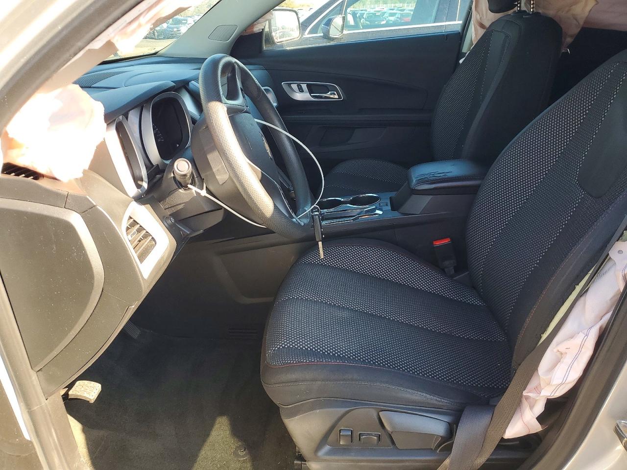 2017 CHEVROLET EQUINOX LT photo 13