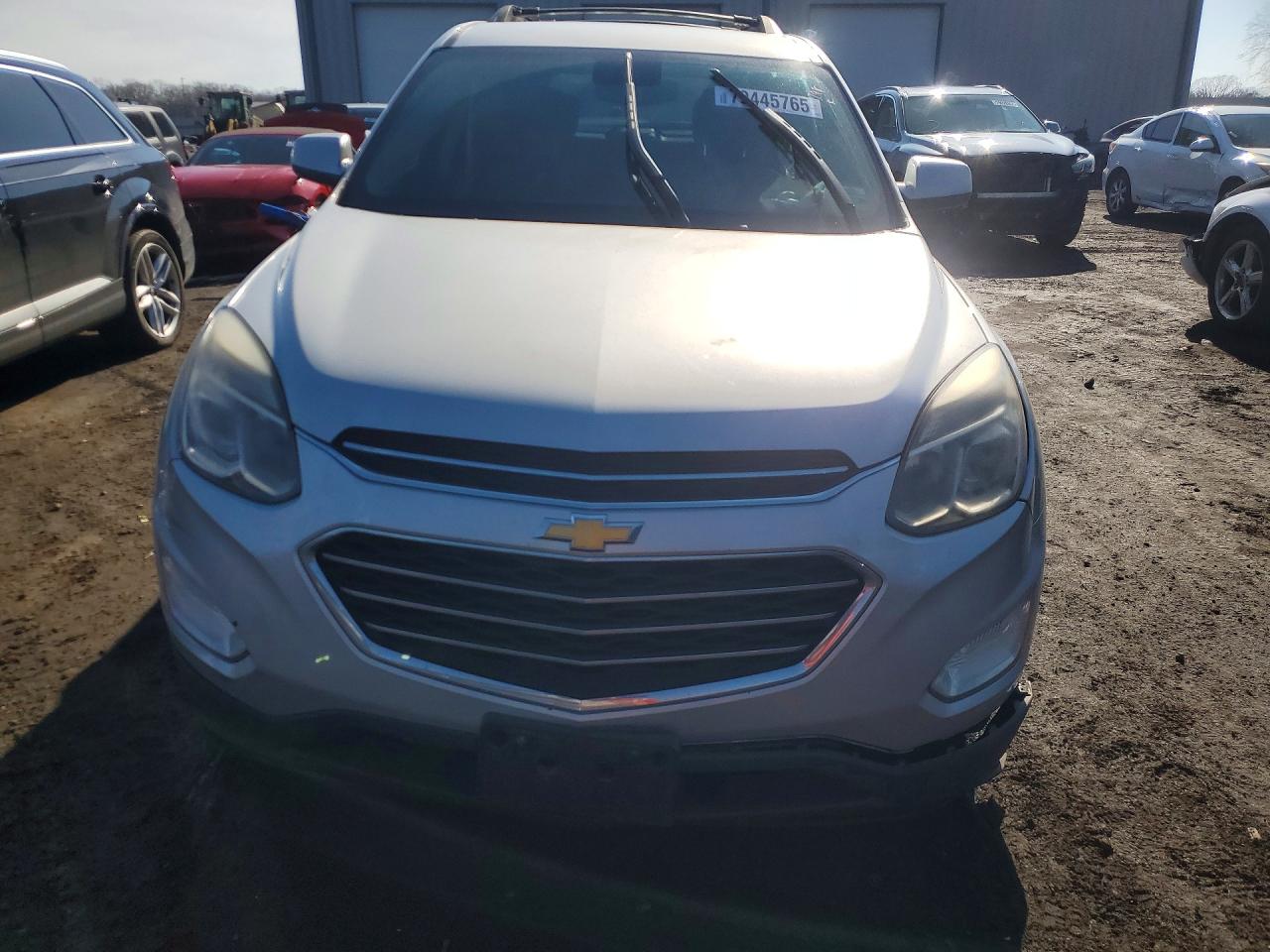 2017 CHEVROLET EQUINOX LT photo 9