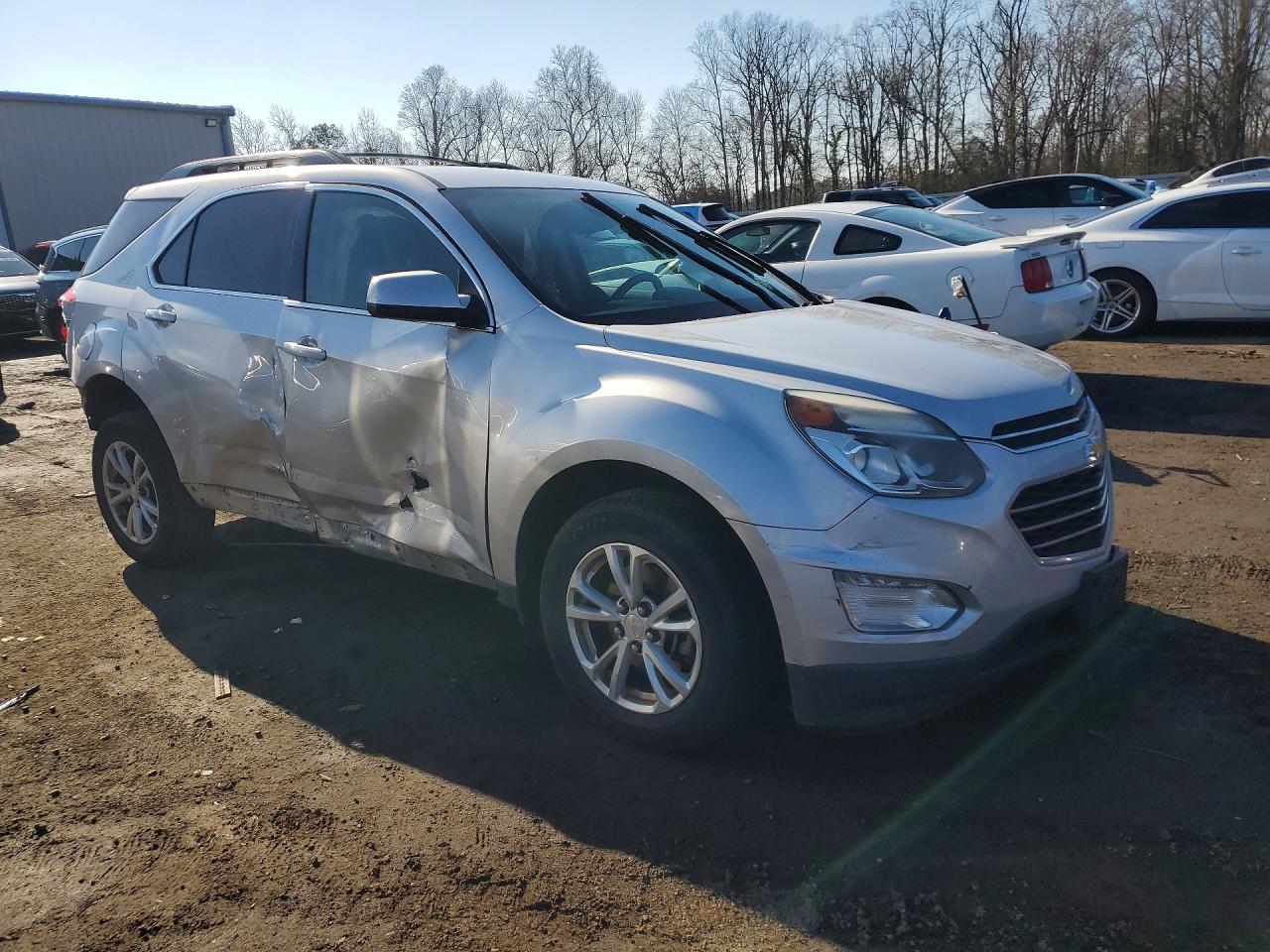 2017 CHEVROLET EQUINOX LT photo 7
