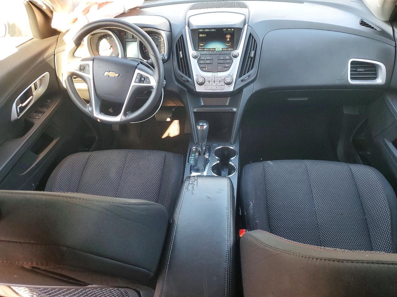 2017 CHEVROLET EQUINOX LT photo 15