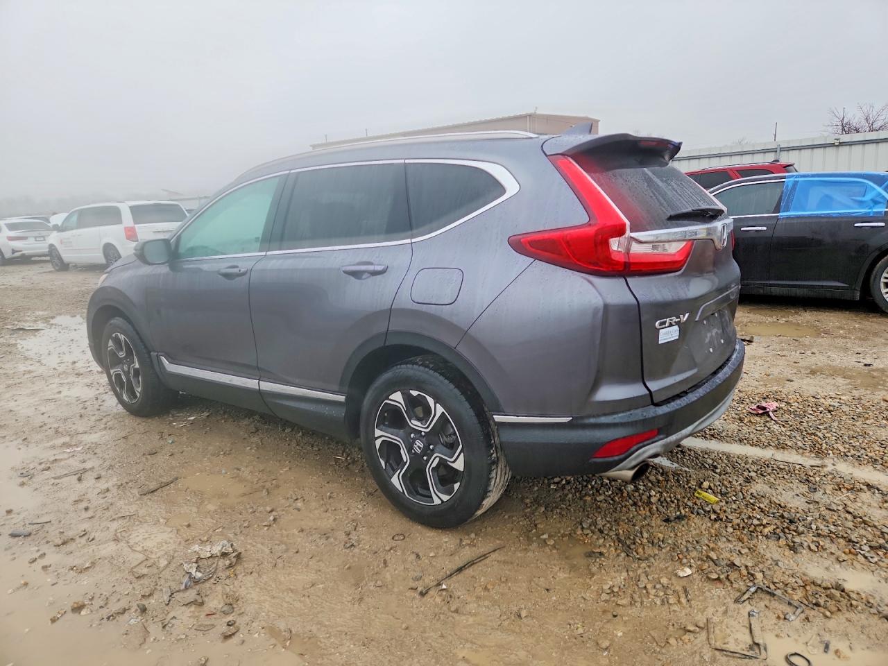 2017 HONDA CR-V TOURING photo 3