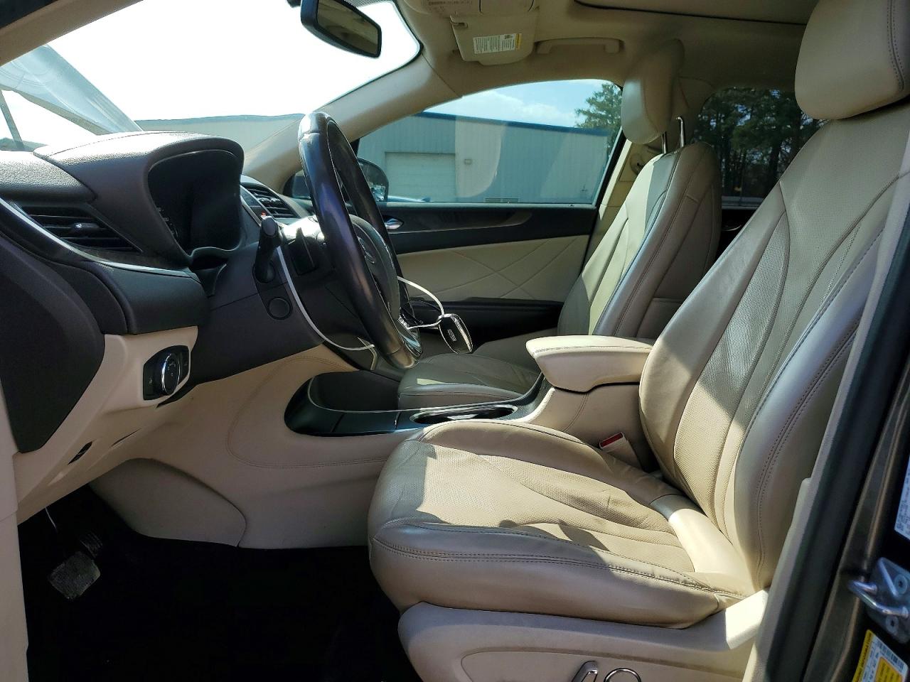 2017 LINCOLN MKC RESERVE photo 7