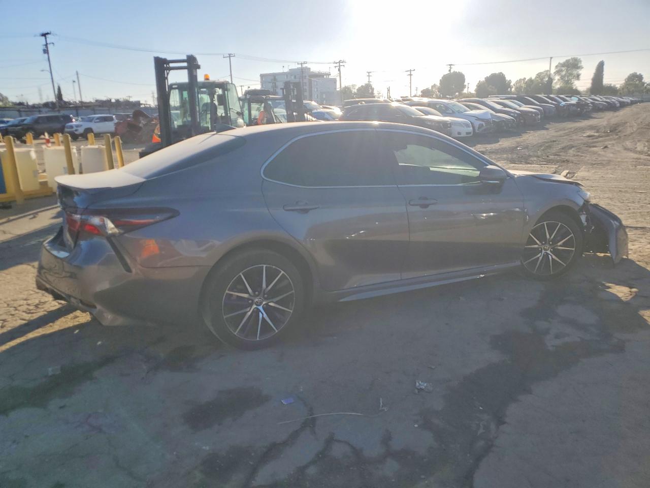 2024 TOYOTA CAMRY SE photo 5