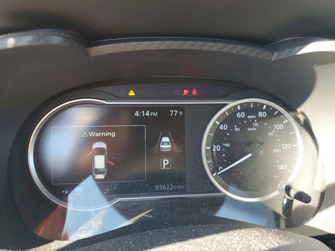 2021 NISSAN VERSA SR photo 25