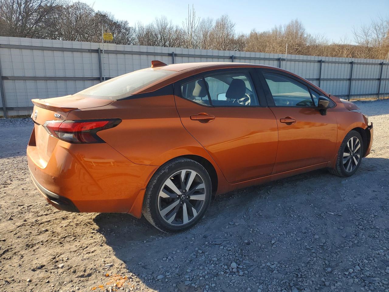 2021 NISSAN VERSA SR photo 7