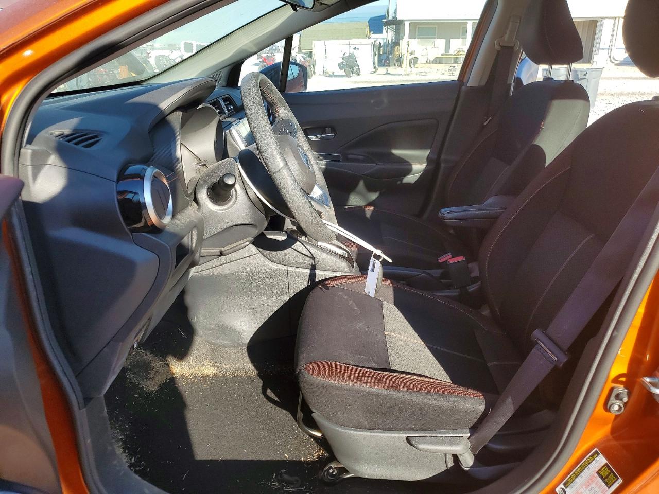 2021 NISSAN VERSA SR photo 19