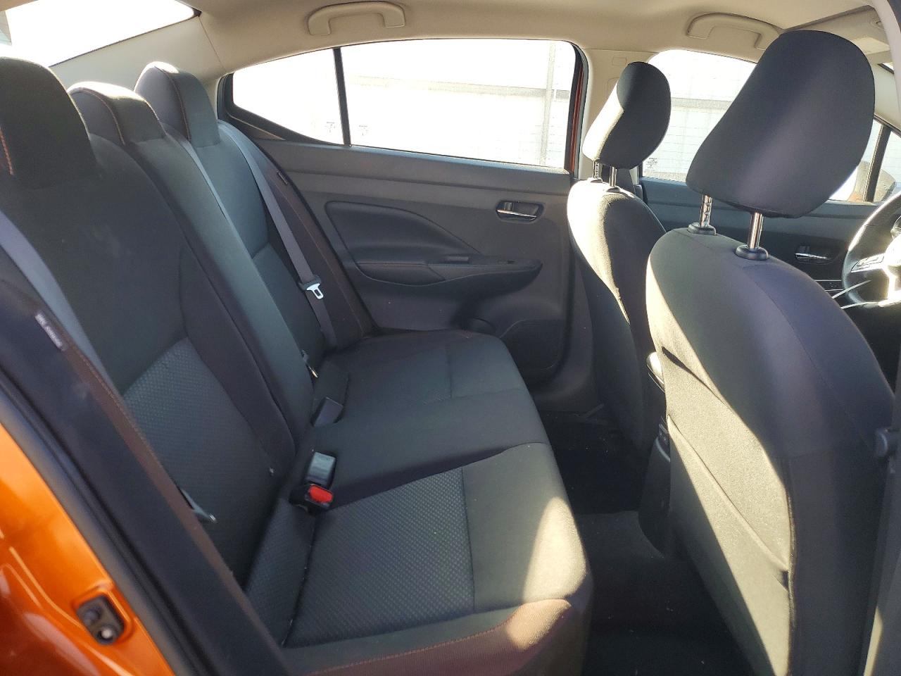 2021 NISSAN VERSA SR photo 28