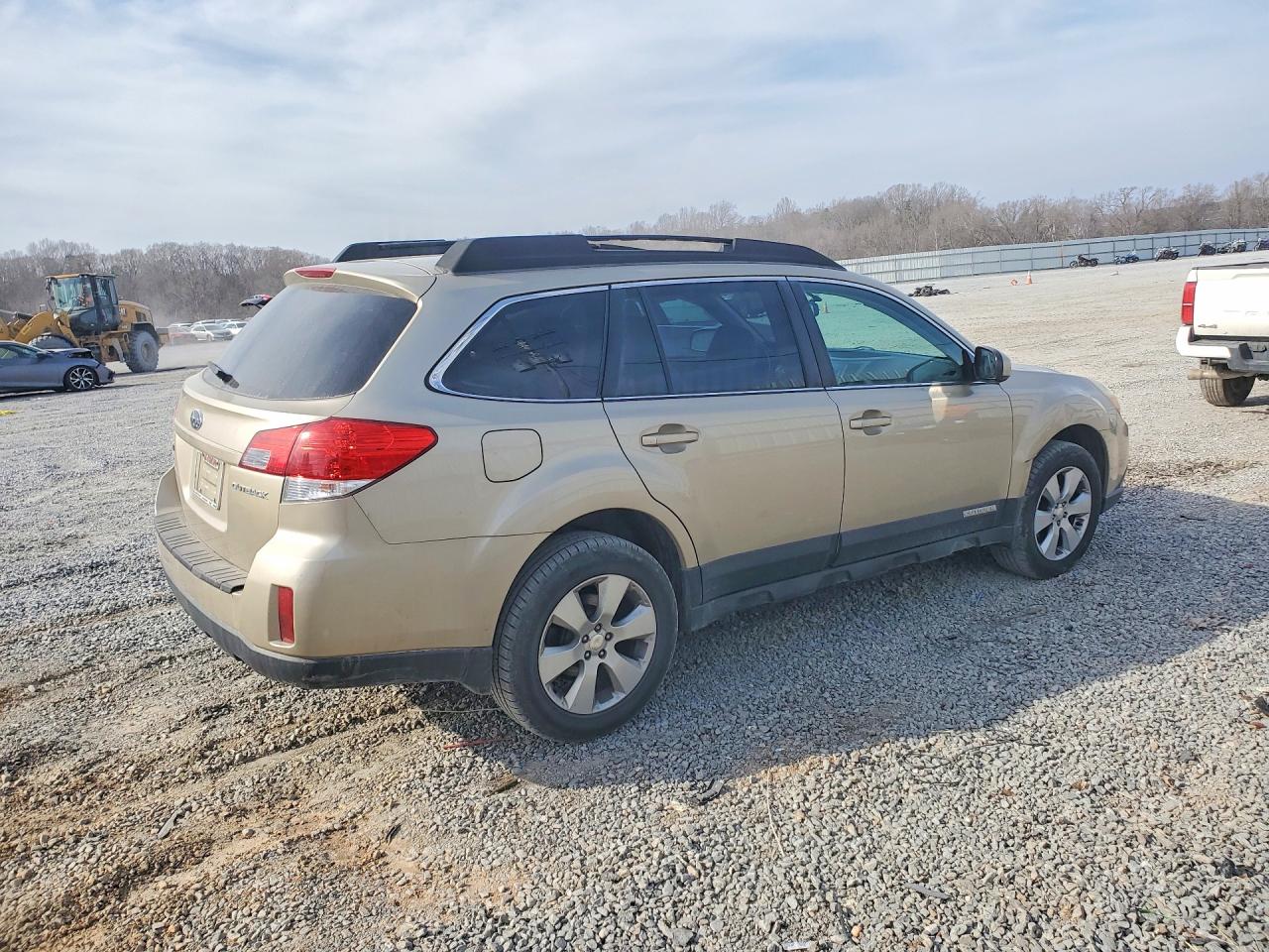 2010 SUBARU OUTBACK 2.5I LIMITED photo 7
