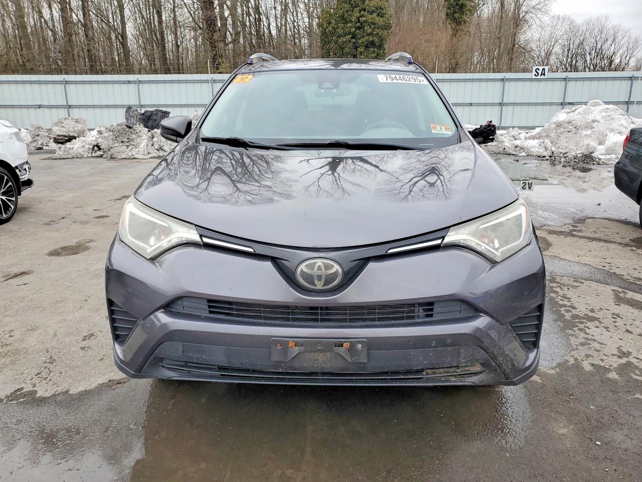2017 TOYOTA RAV4 LE photo 5
