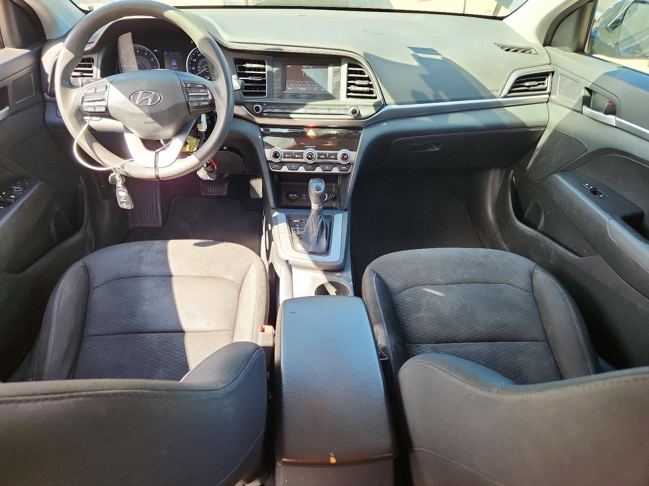2020 HYUNDAI ELANTRA SE photo 15