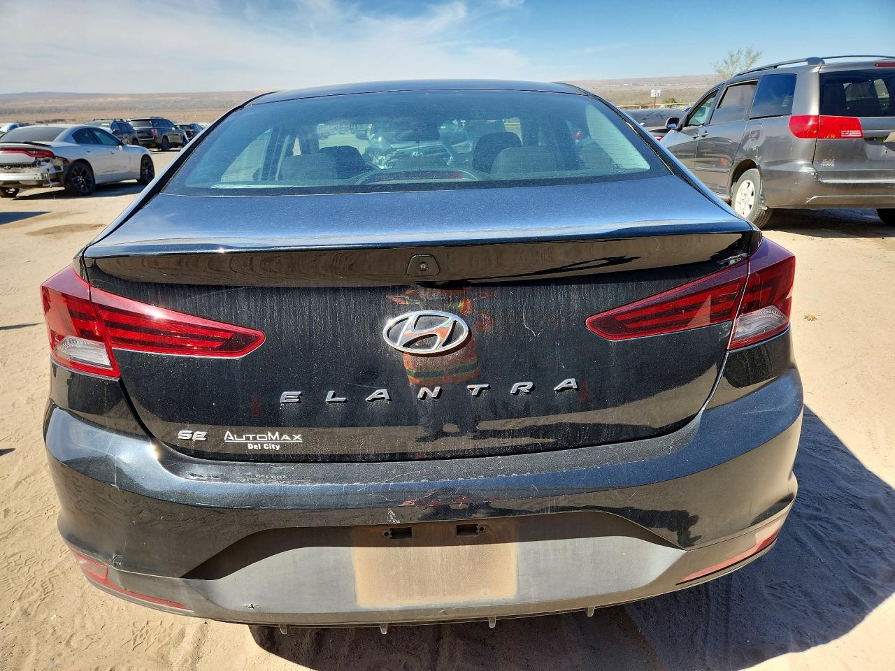 2020 HYUNDAI ELANTRA SE photo 11