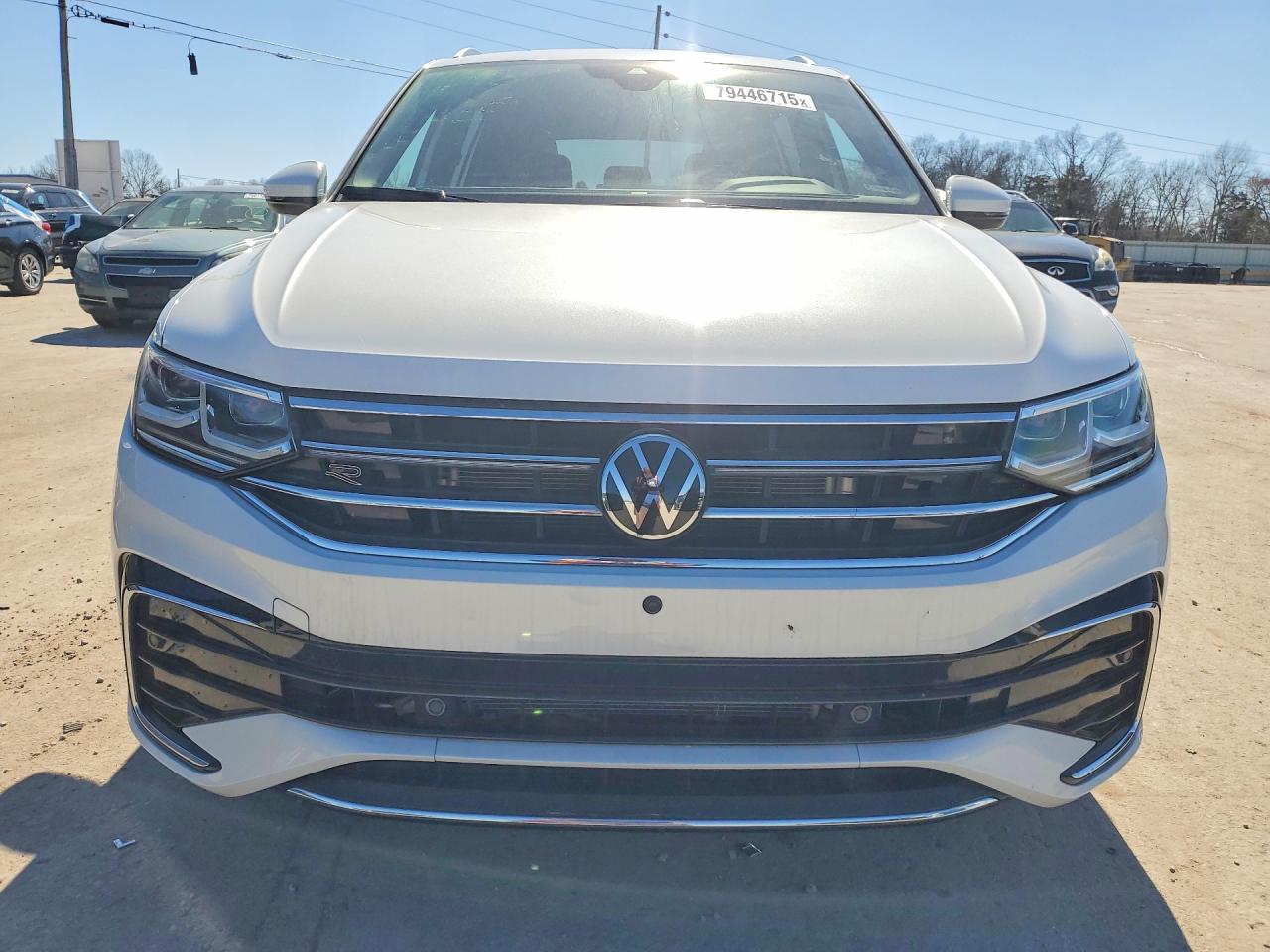 2024 VOLKSWAGEN TIGUAN SEL R-LINE BLACK photo 9