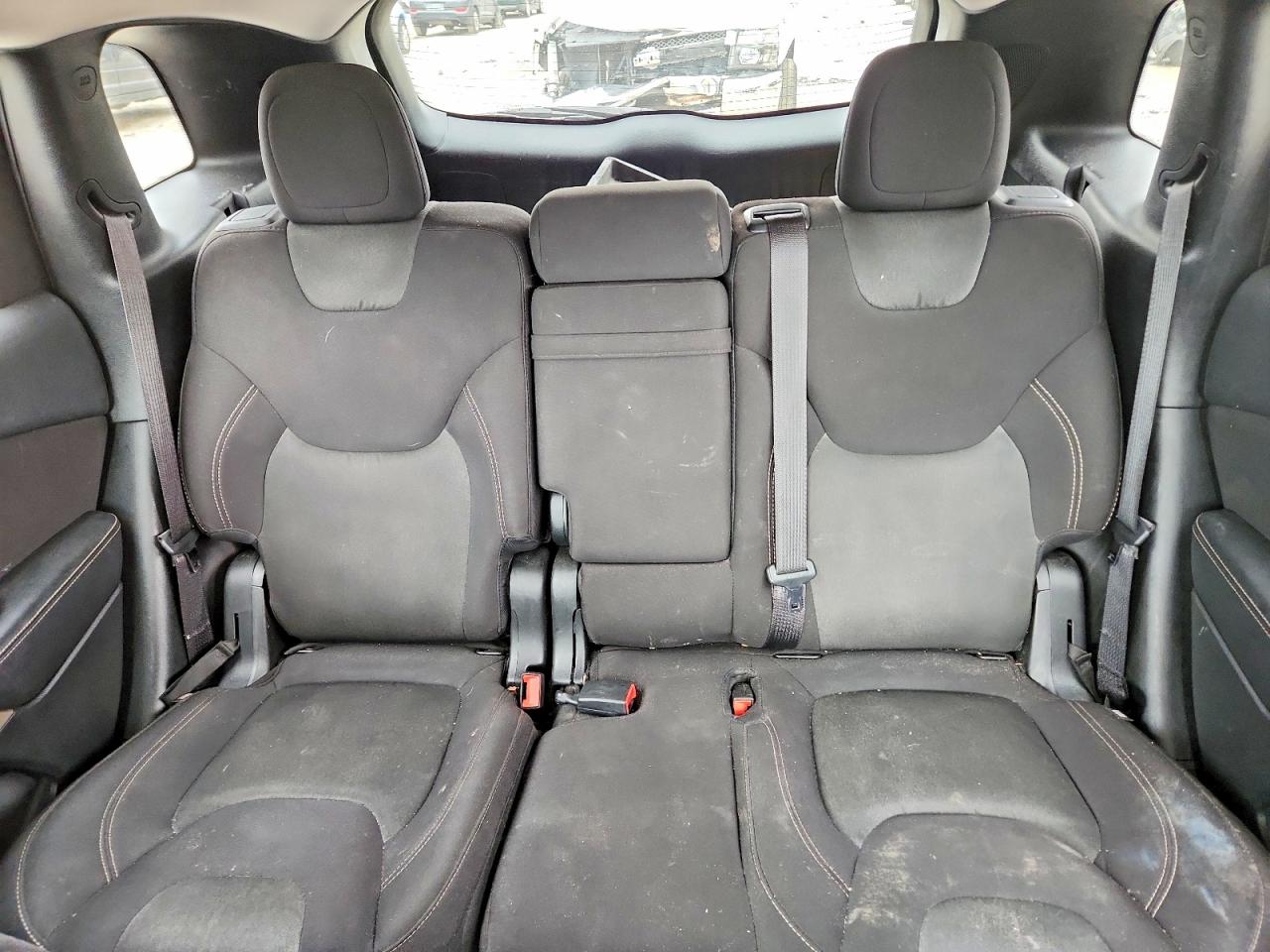 2018 JEEP CHEROKEE photo 19