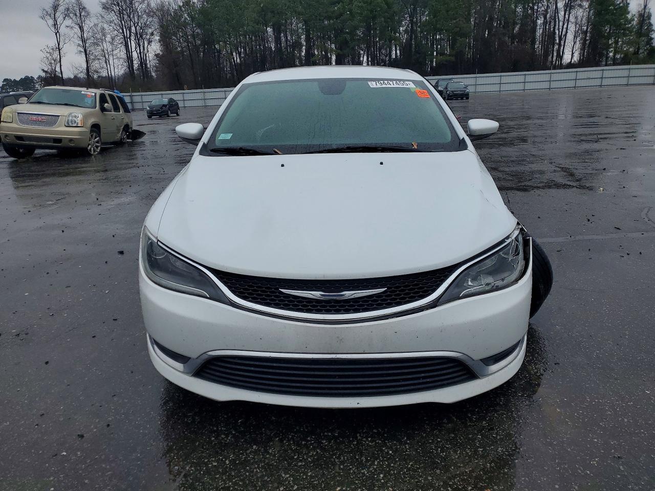 2016 CHRYSLER 200 LIMITED photo 9