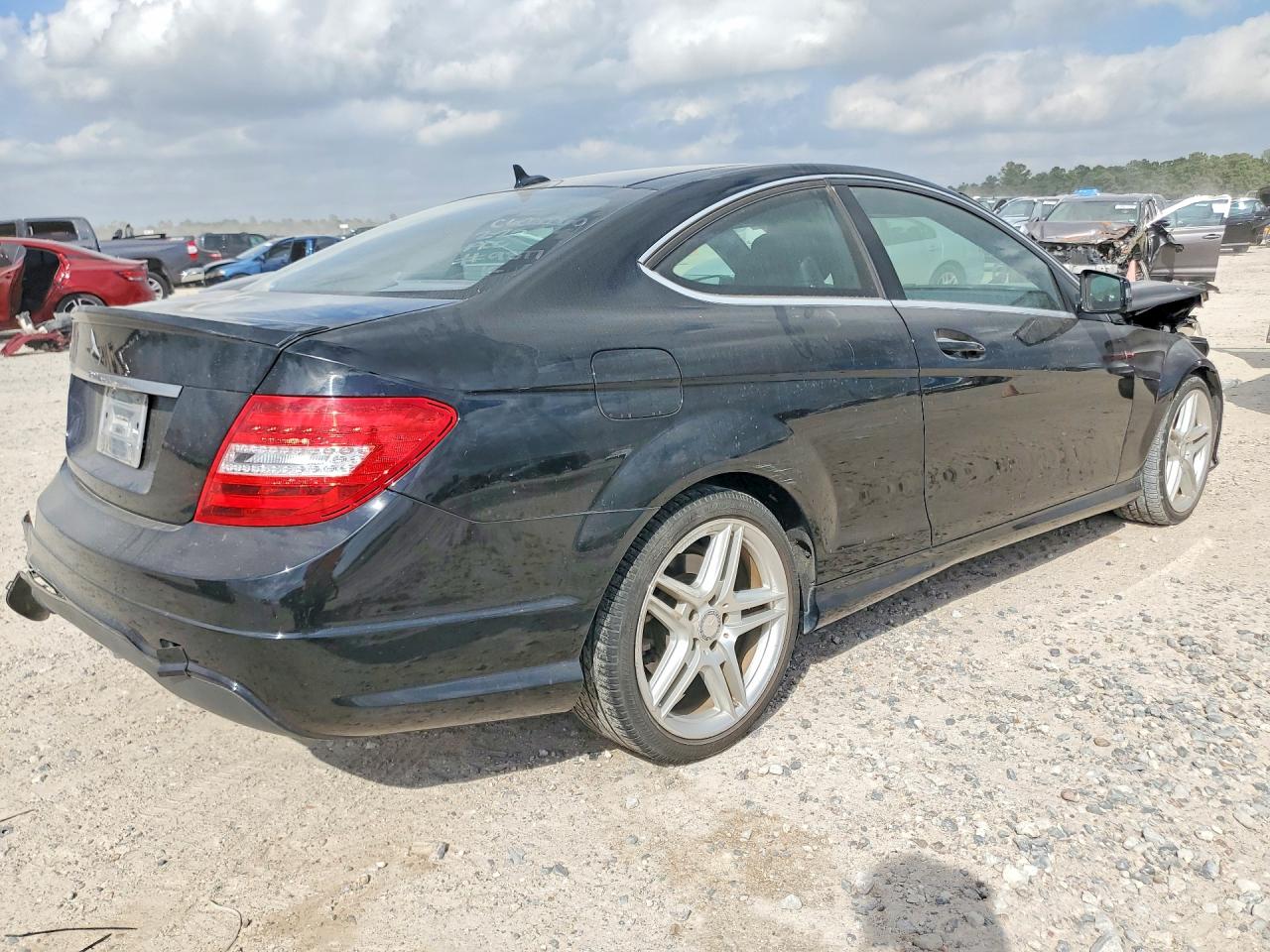 2014 MERCEDES-BENZ C 250 photo 3