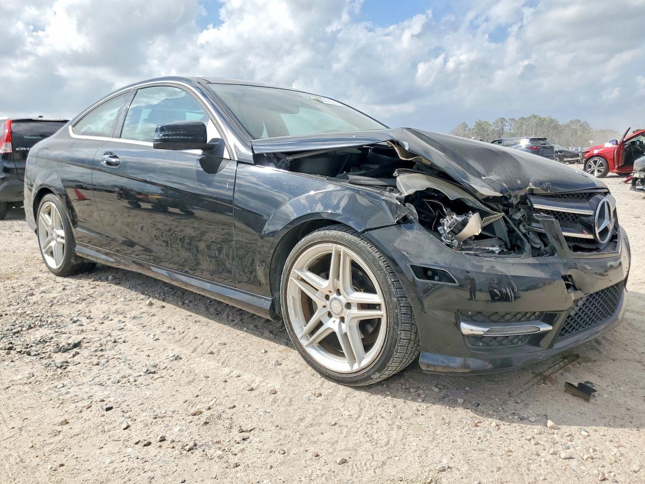2014 MERCEDES-BENZ C 250 photo 4
