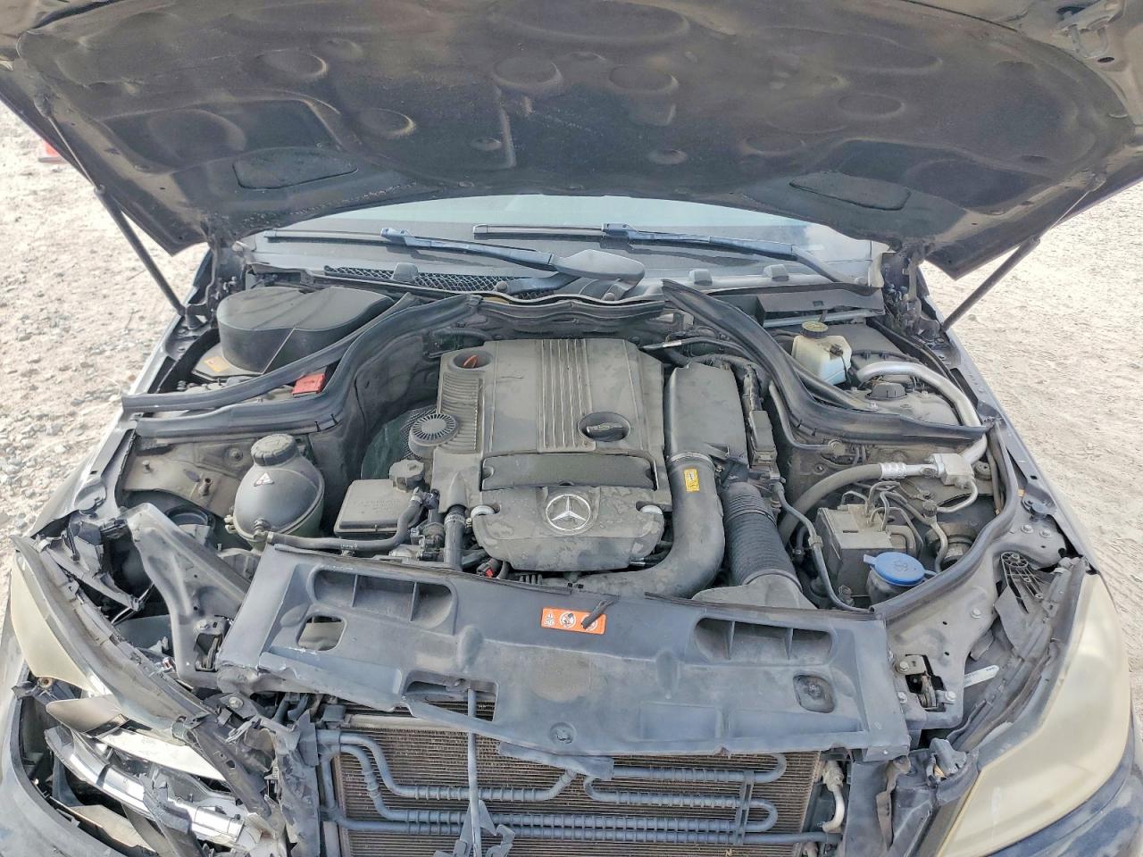 2014 MERCEDES-BENZ C 250 photo 11