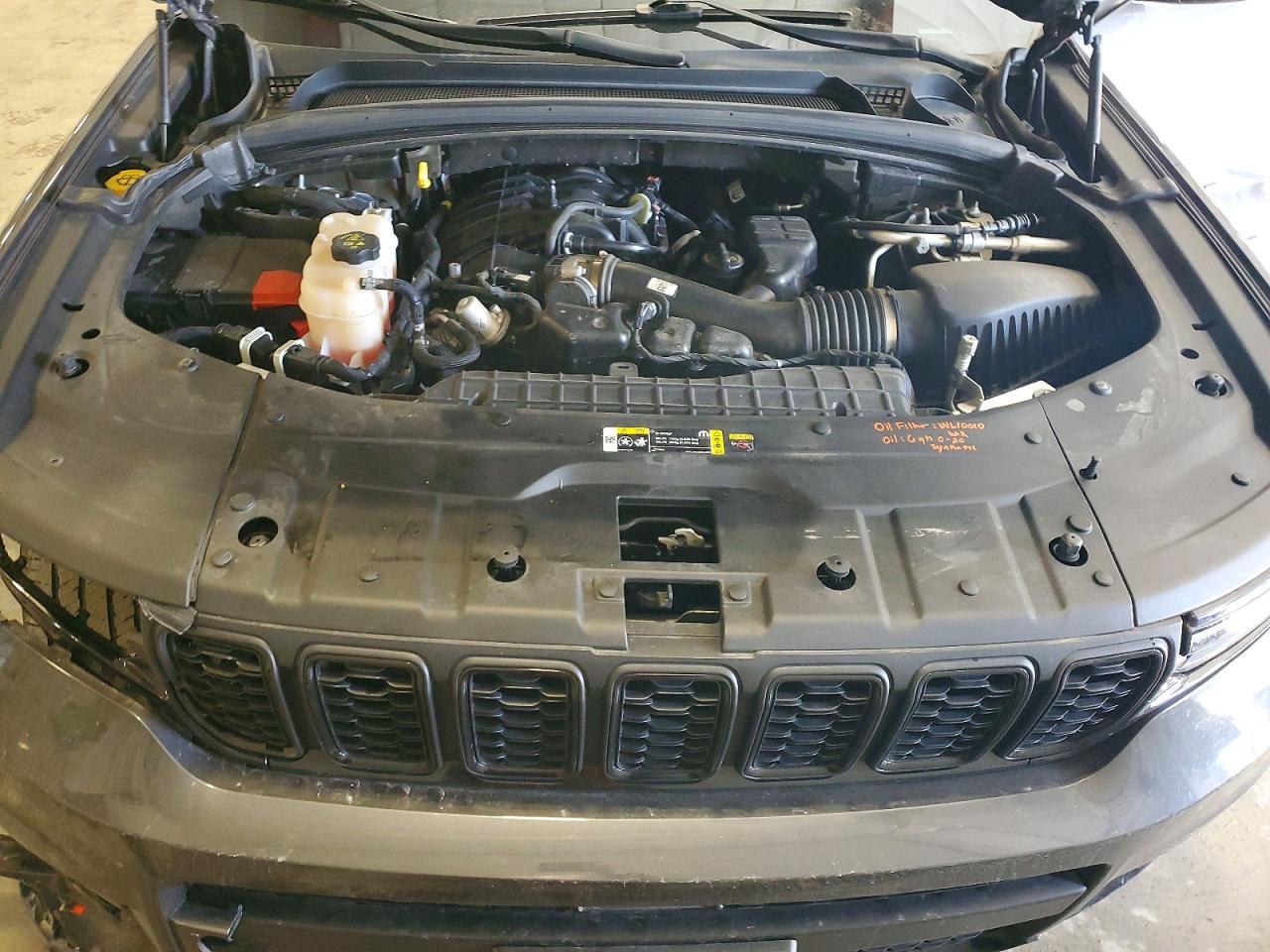 2024 JEEP GRAND CHEROKEE L LAREDO photo 23