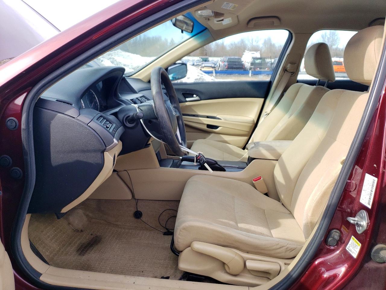 2012 HONDA ACCORD LX photo 19