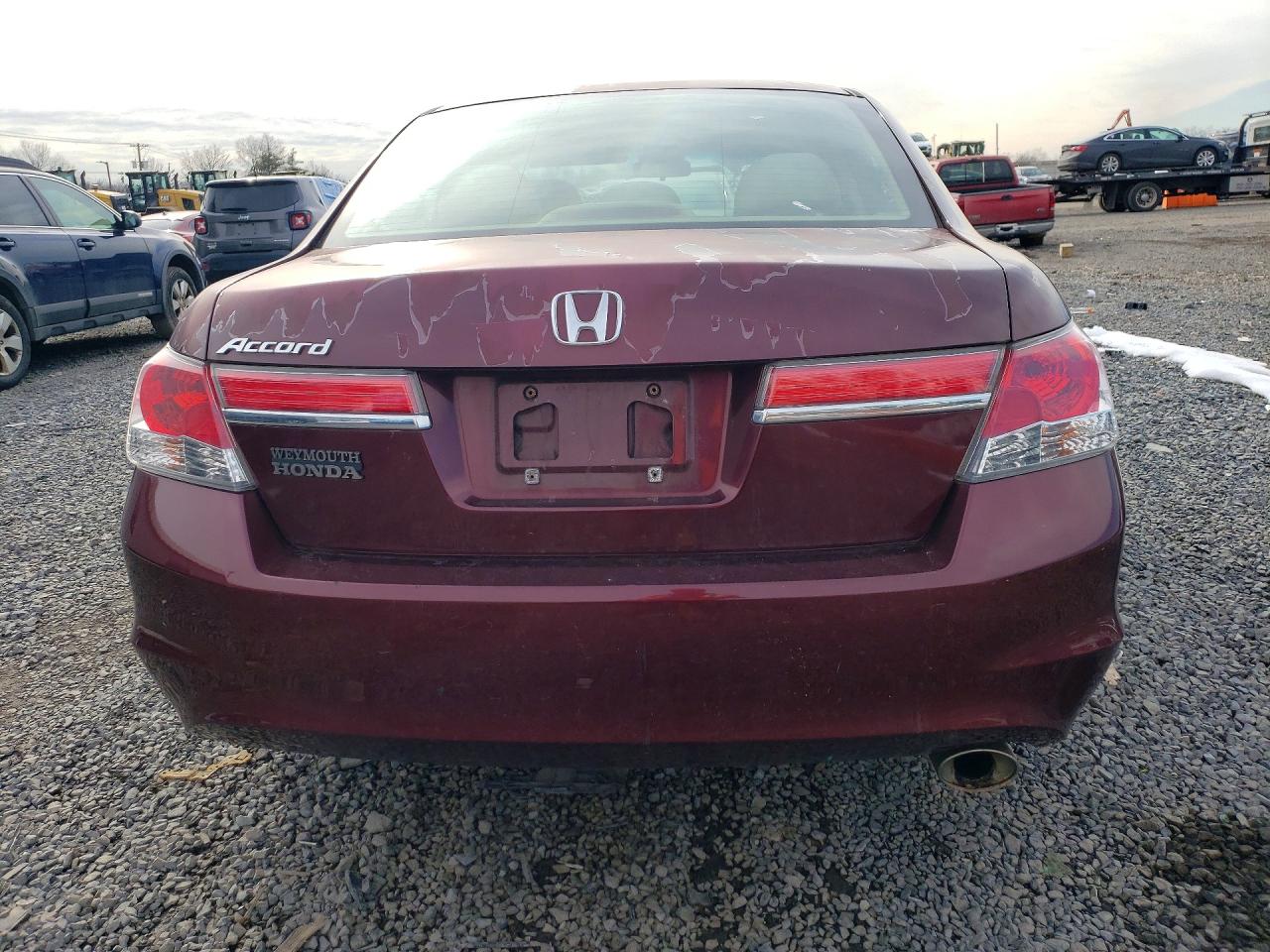 2012 HONDA ACCORD LX photo 16
