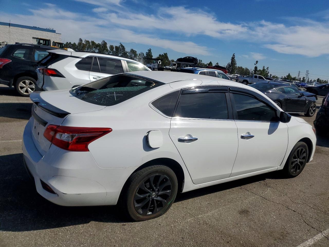 2018 NISSAN SENTRA S photo 7