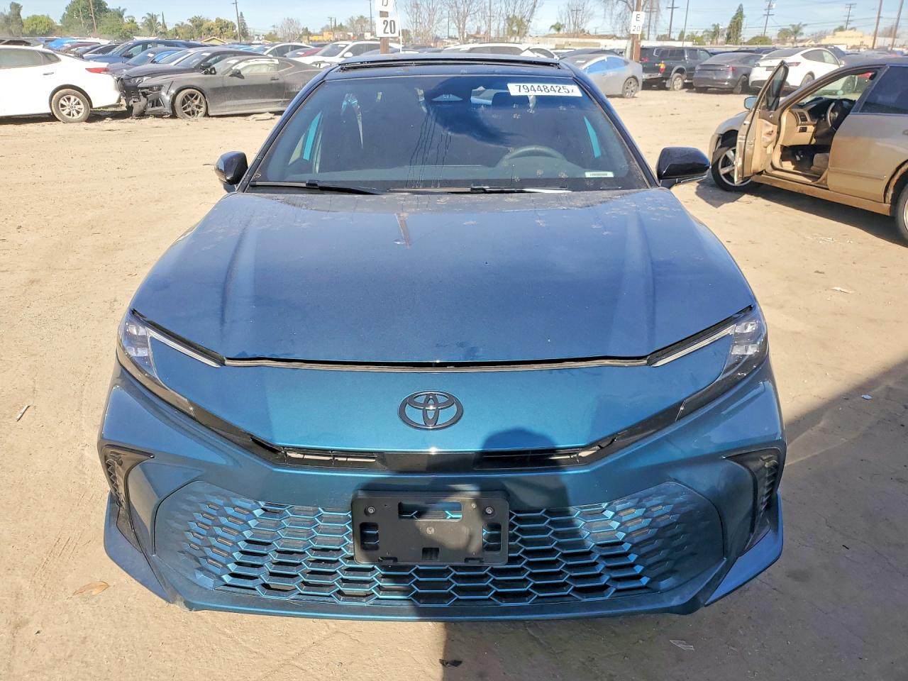 2025 TOYOTA CAMRY XSE photo 5