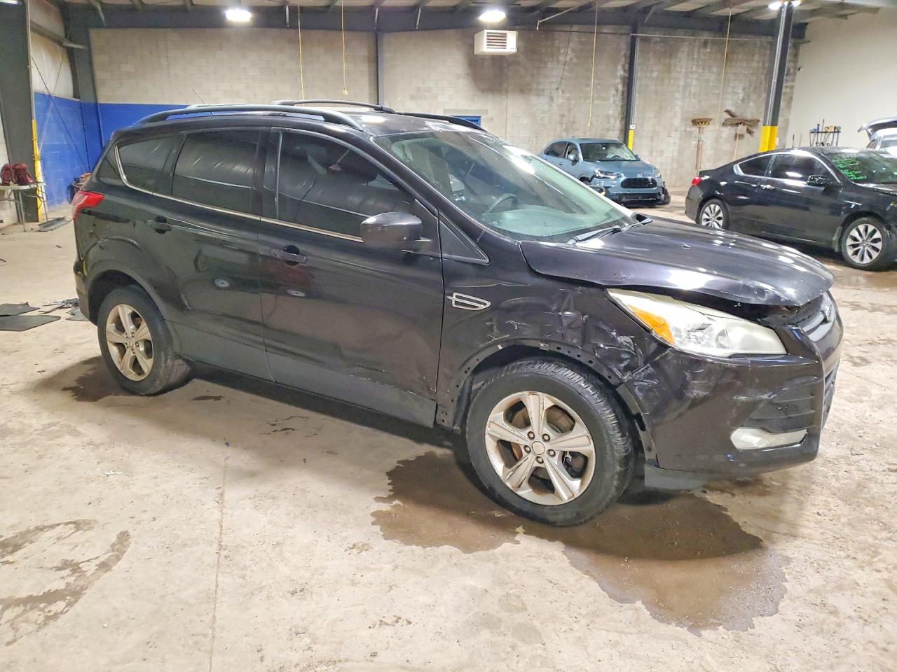 2013 FORD ESCAPE SE photo 4