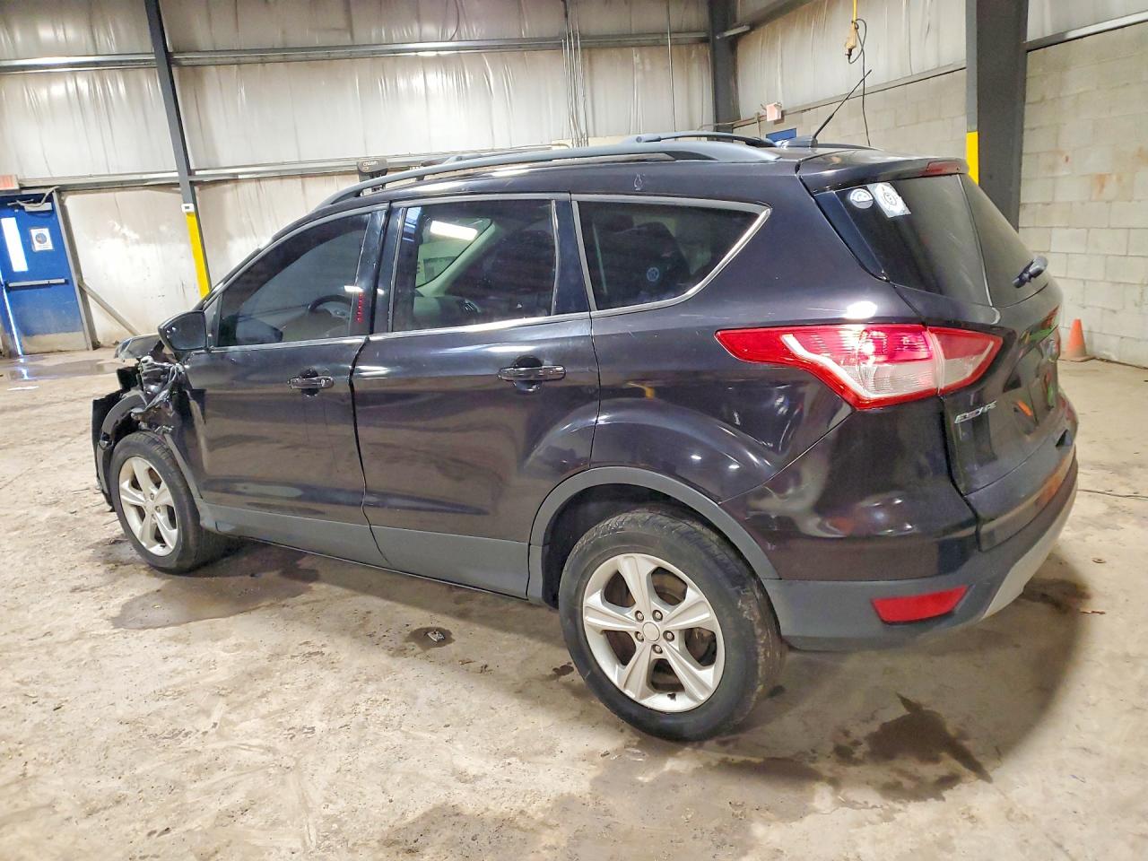 2013 FORD ESCAPE SE photo 2