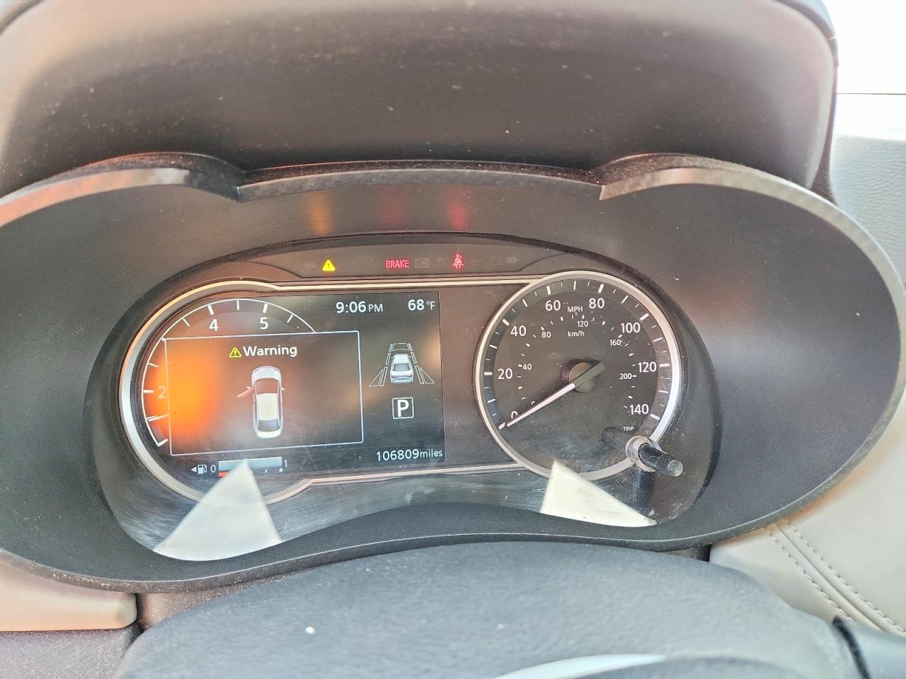 2020 NISSAN VERSA SV photo 9