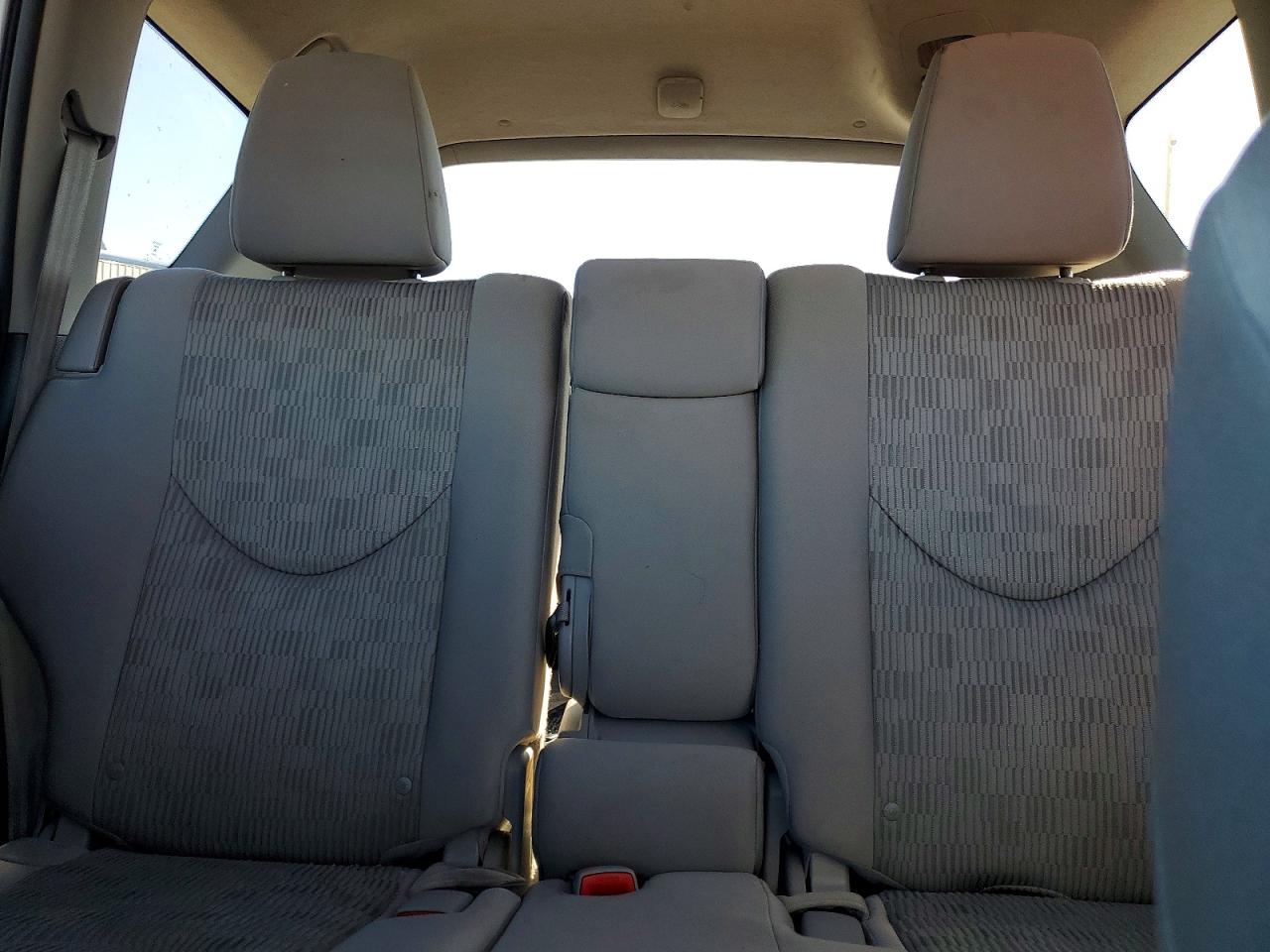 2012 TOYOTA RAV 4 photo 28